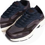 Men's casual trainers for everyday wear.