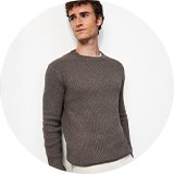 Men's knitted jumper for autumn layering.