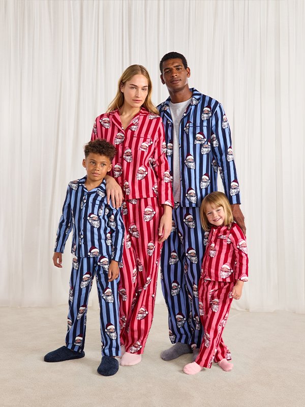 Turn up the joy. Family photos, decorating the tree or winter walks – you name the occasion, we’ve got the perfect look for everyone. Shop all Christmas.