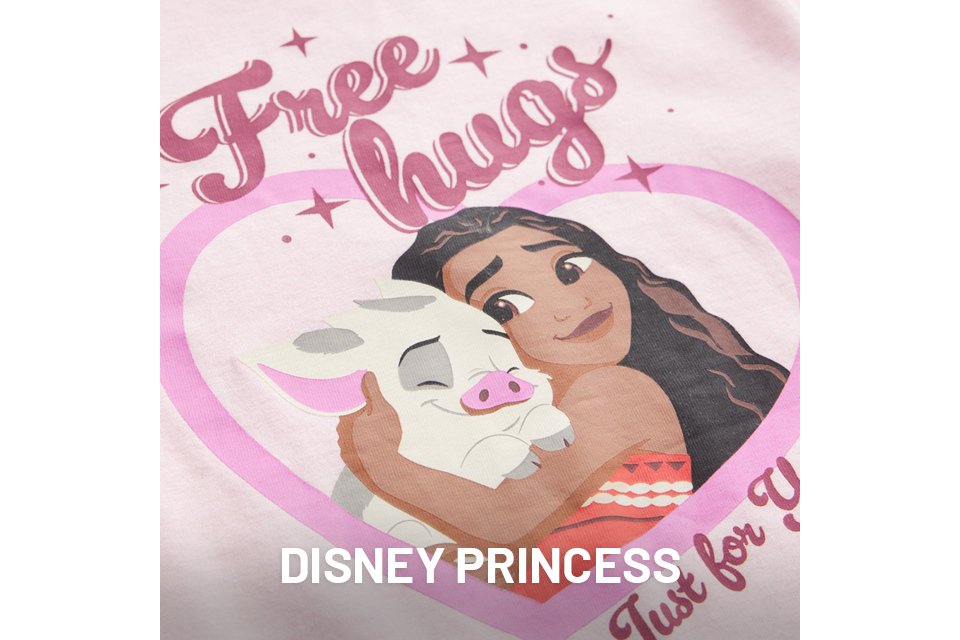 Pink fabric with an illustration of a Disney princess holding a white animal, surrounded by a pink heart and the words "Free hugs."