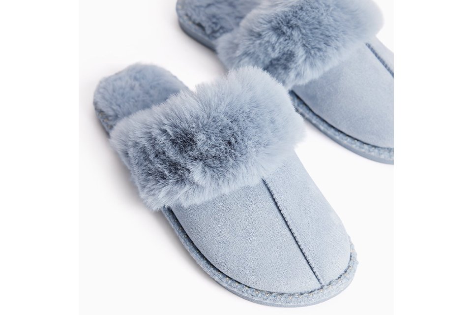 Slippers.