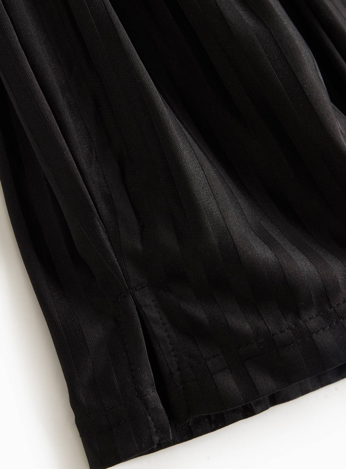 2 Pack Black Football Shorts 10 years - Image 5