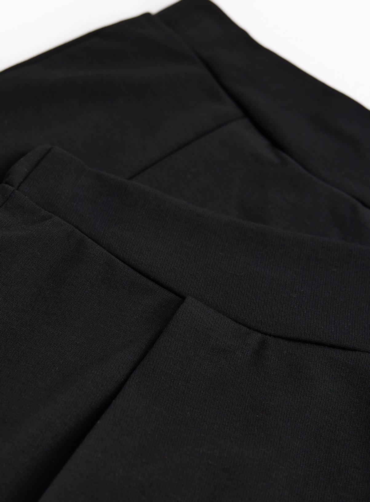 Black Tulip Skirt 2 Pack 10 years - Image 2 thumbnail