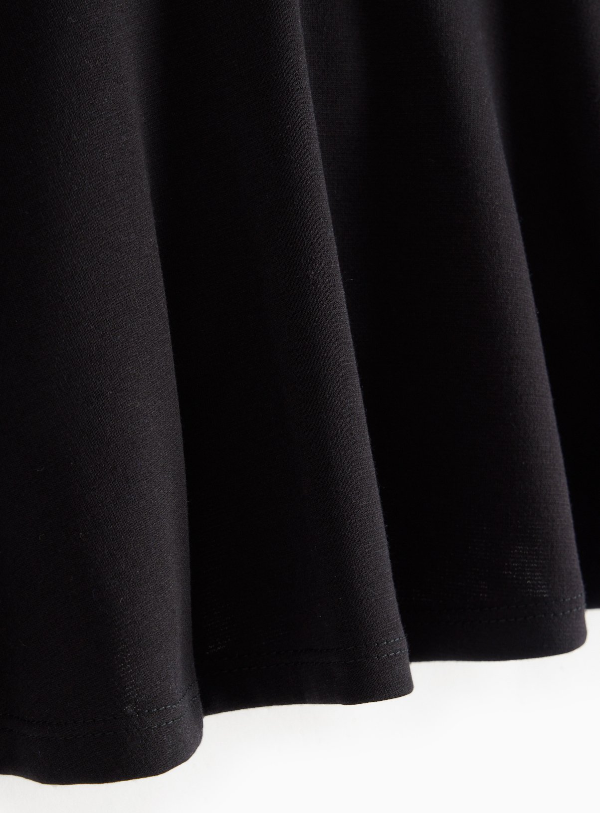 2 Pack Black Jersey Skater Skirts 9 years - Image 4 thumbnail