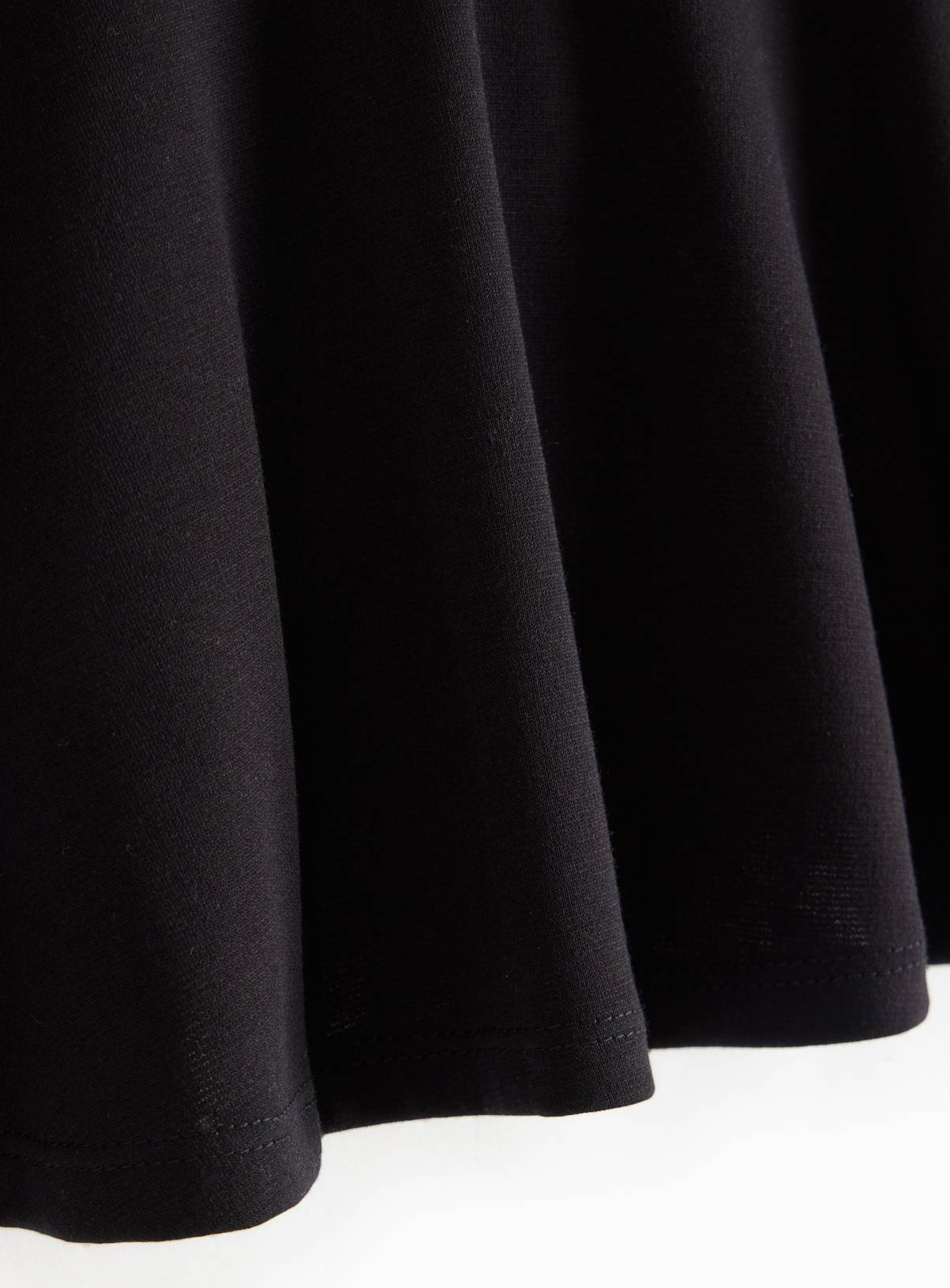 2 Pack Black Jersey Skater Skirts 9 years - Image 4