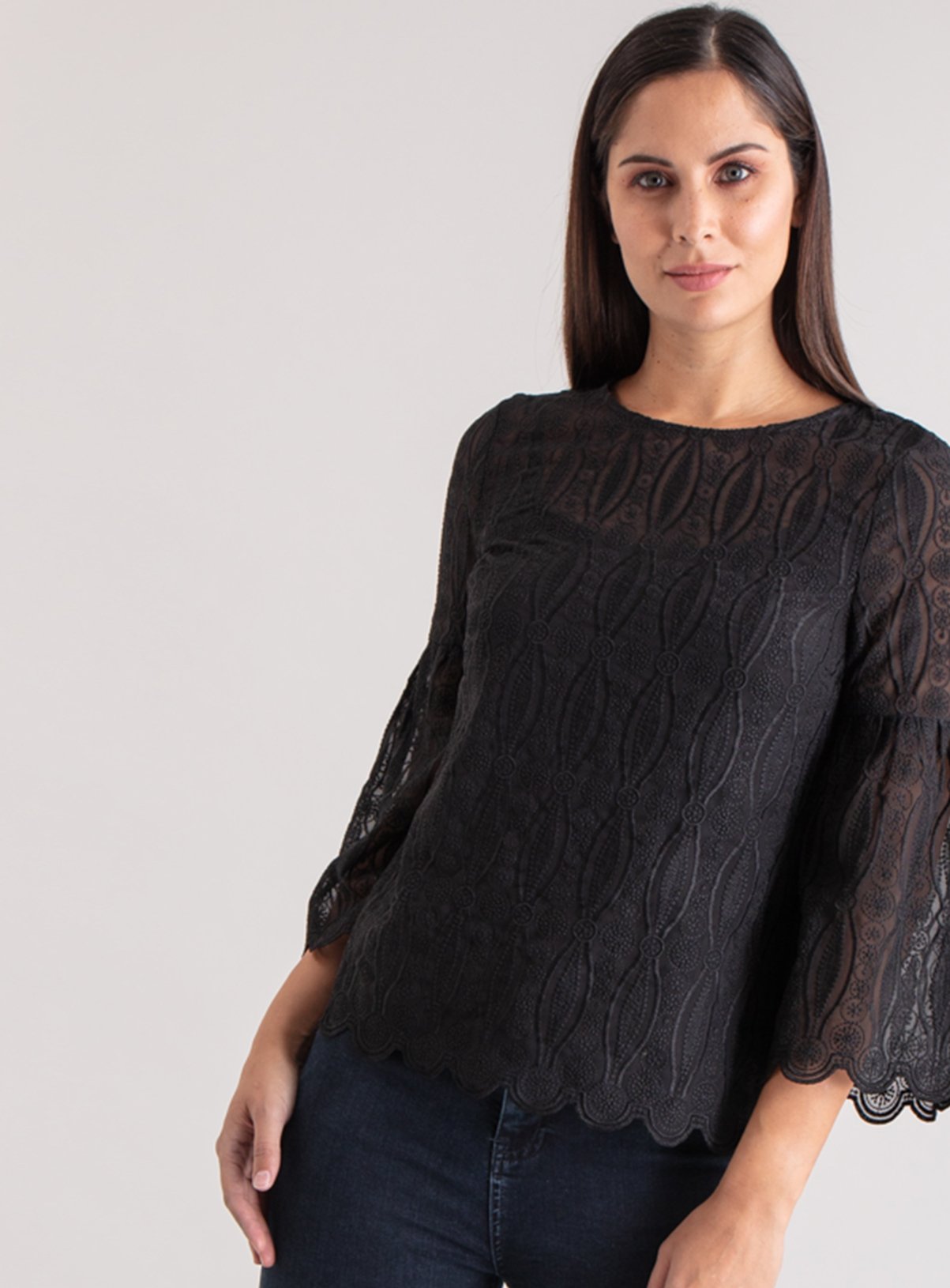 Online Exclusive Black Fluted Sleeve Lace Blouse Review