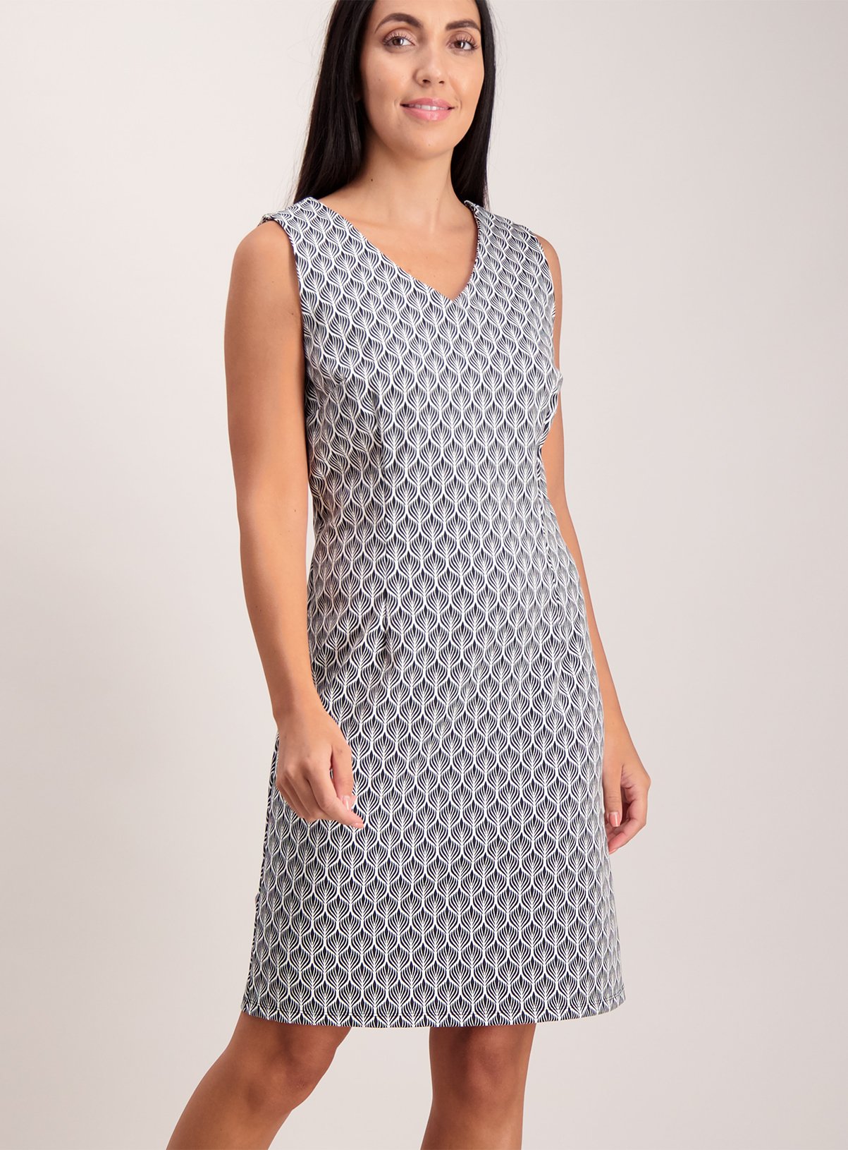 Online Exclusive Monoprint Ponte Shift Dress Review