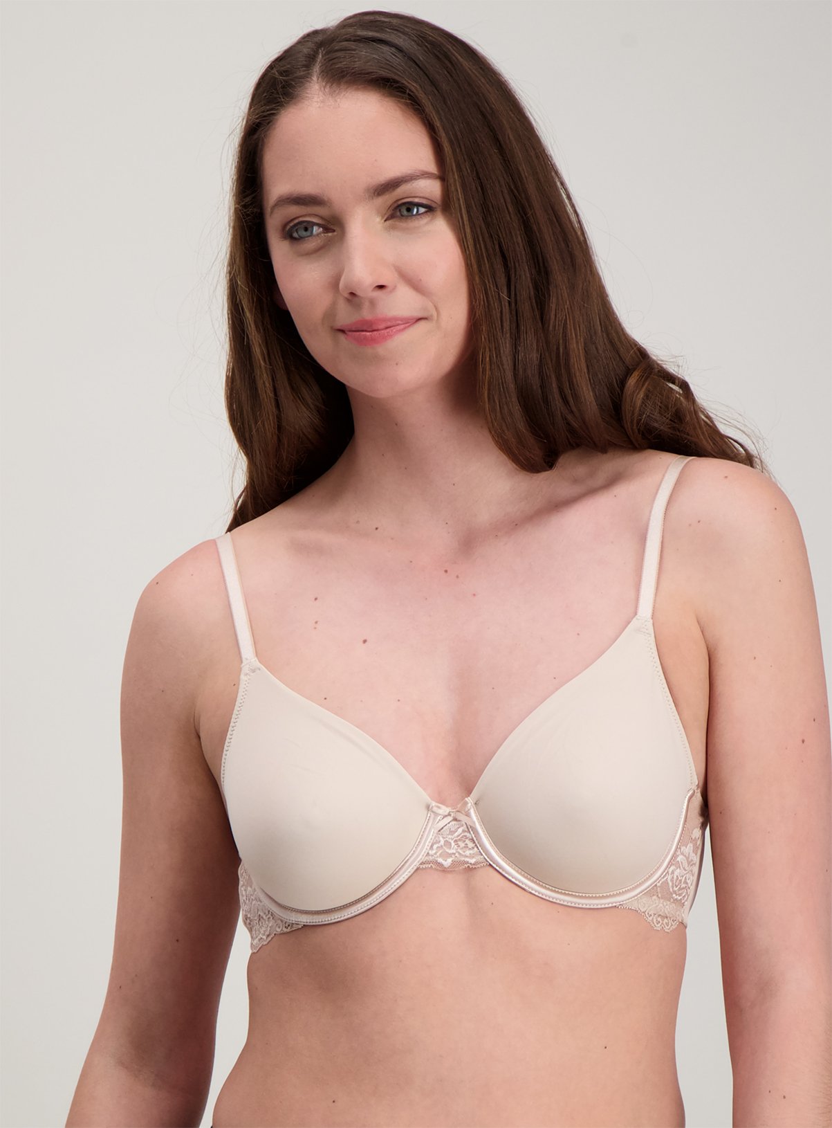 Nude Skin Tone 2 Lace Trim Bra Review