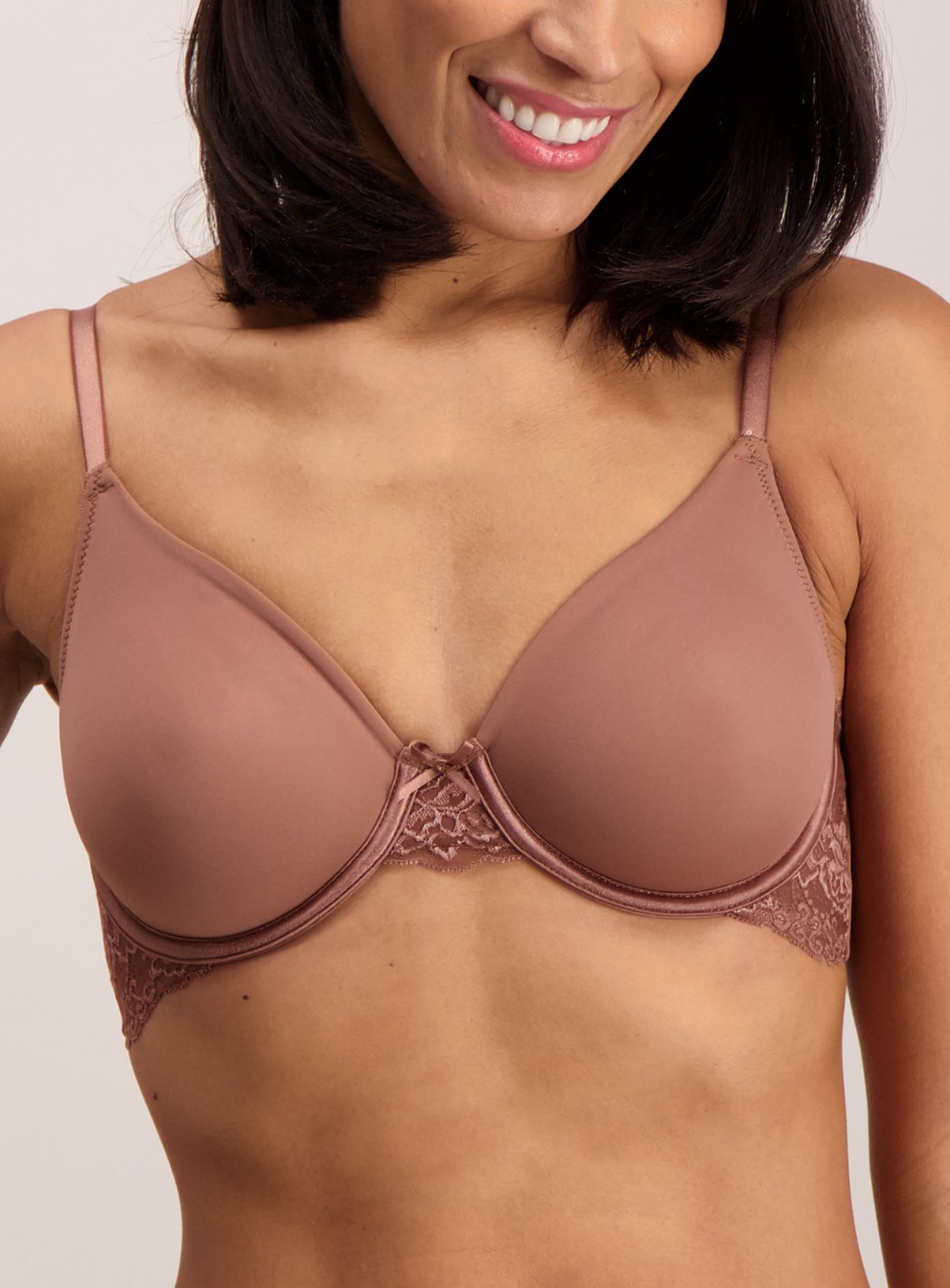 Nude Skin Tone 4 Lace Trim Bra Review