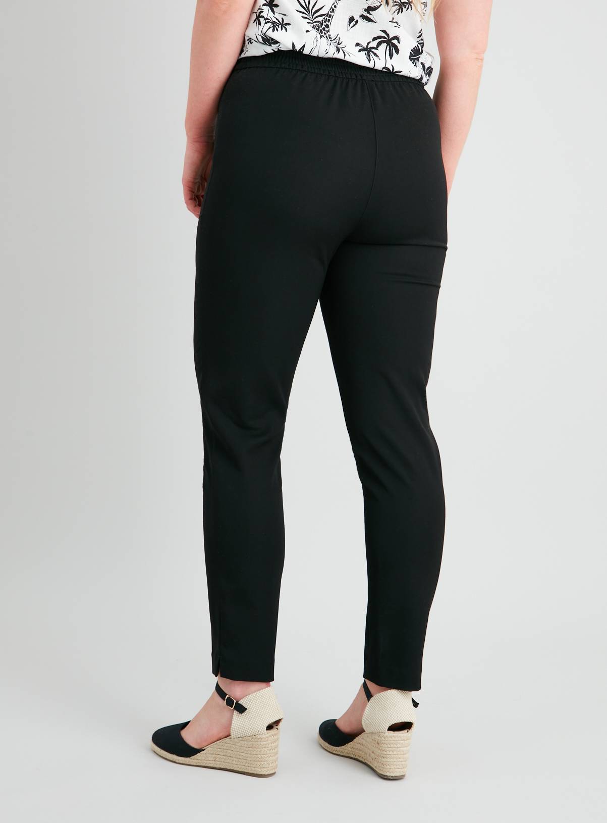 Black Tapered Slim Leg Trousers 10S - Image 4