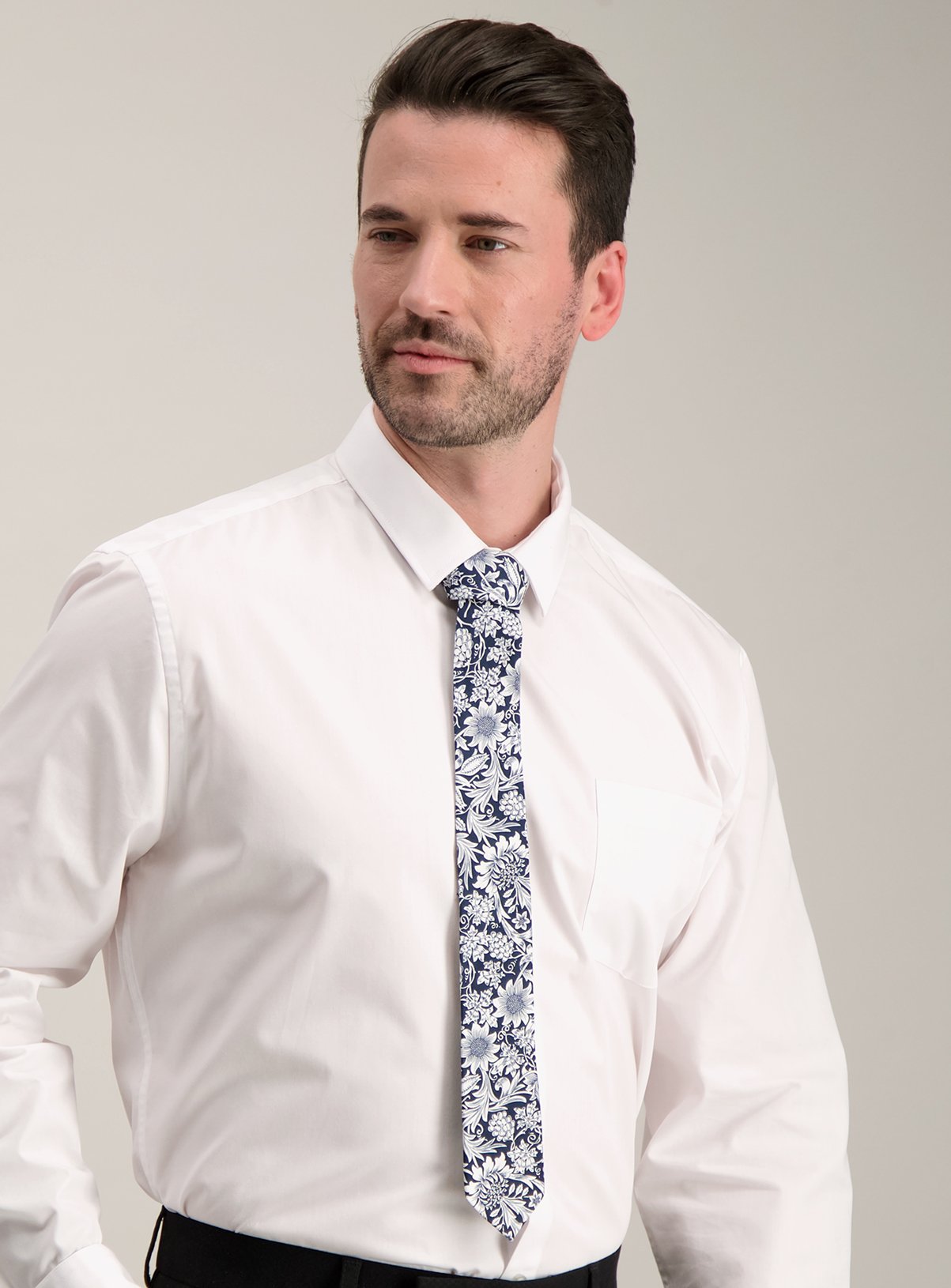 Navy Floral Print Tie Review