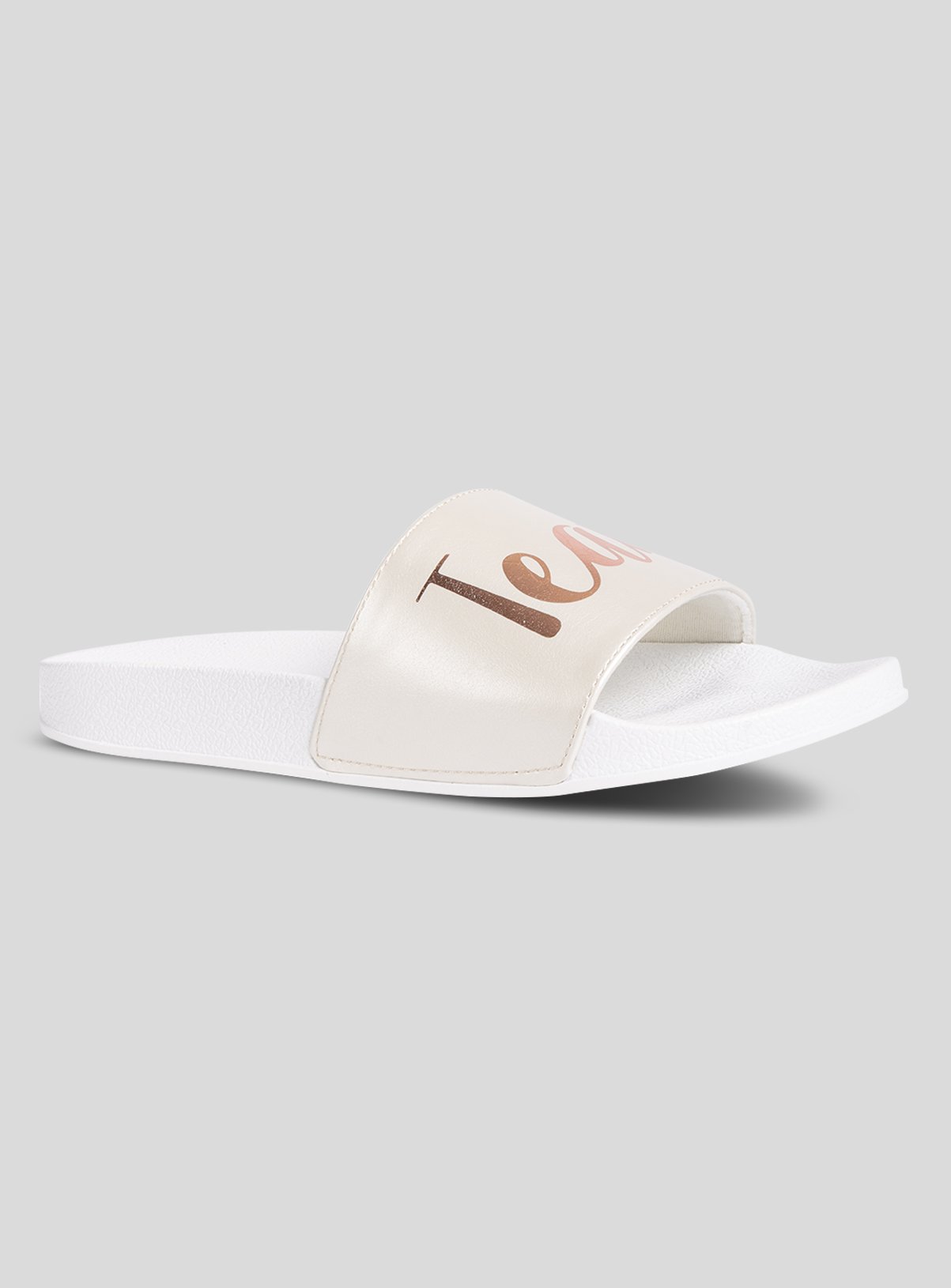 Online Exclusive White Team Bride Pool Sliders Review