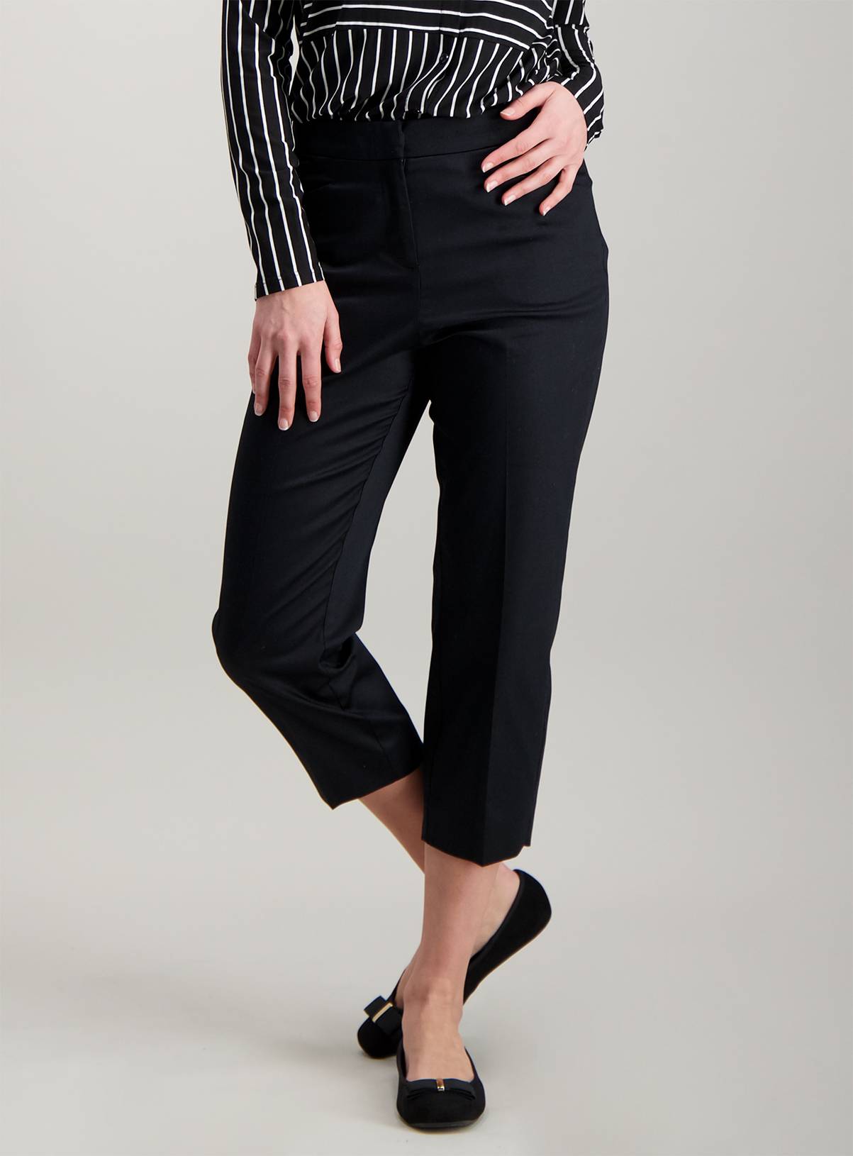 SKU CAPRI PLAIN SS19:Black:24 - Image 1