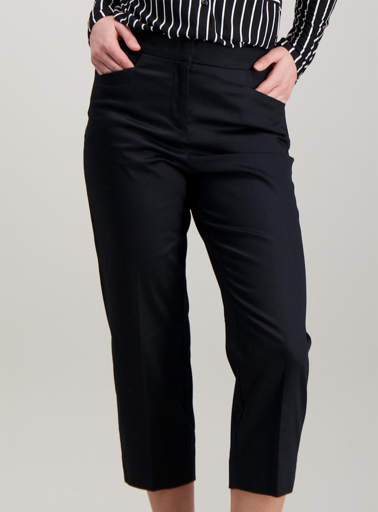 SKU CAPRI PLAIN SS19:Black:24 - Image 2 thumbnail