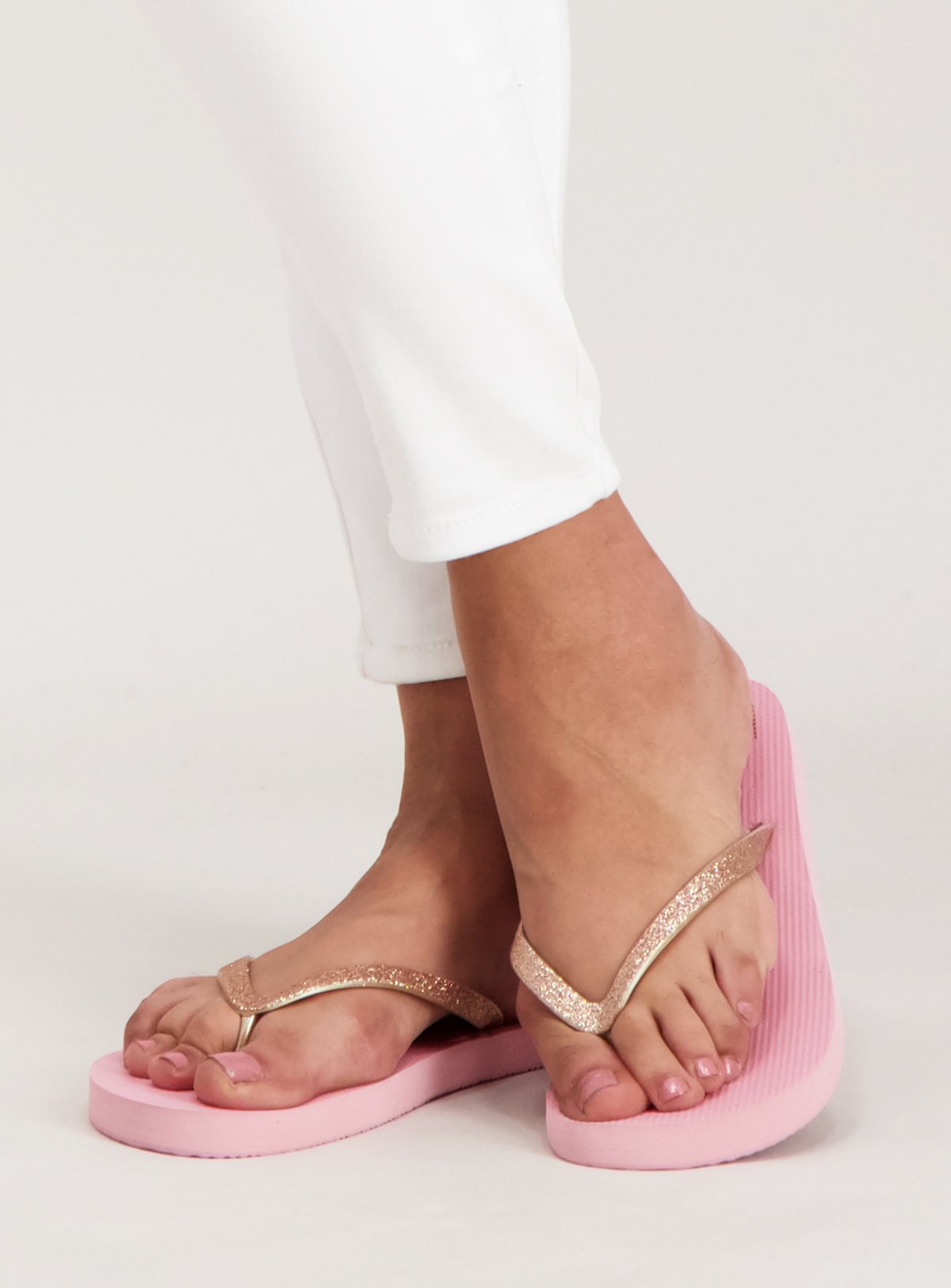 Team Bride Pink Flip Flops Review