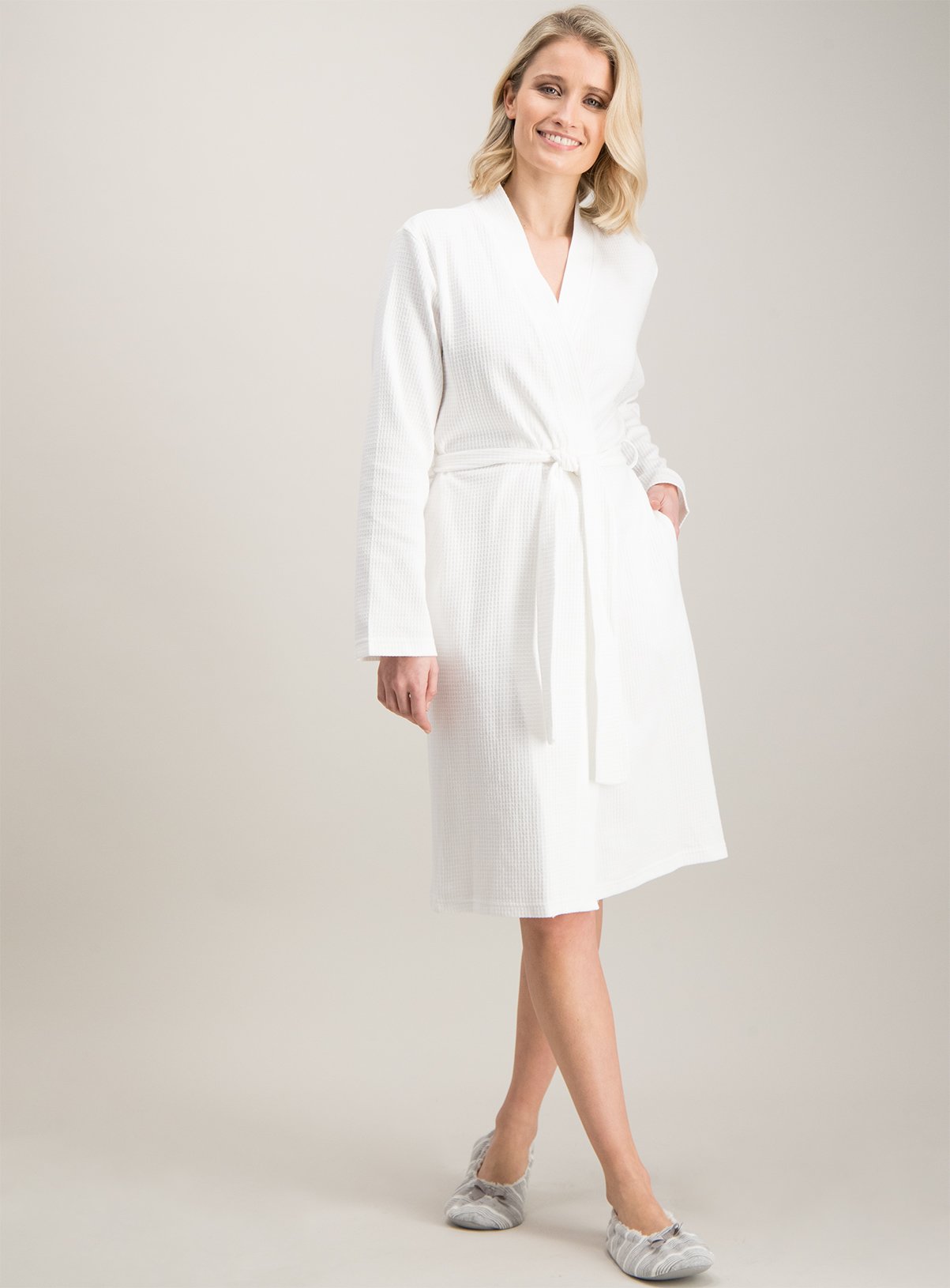 white waffle dressing gown short