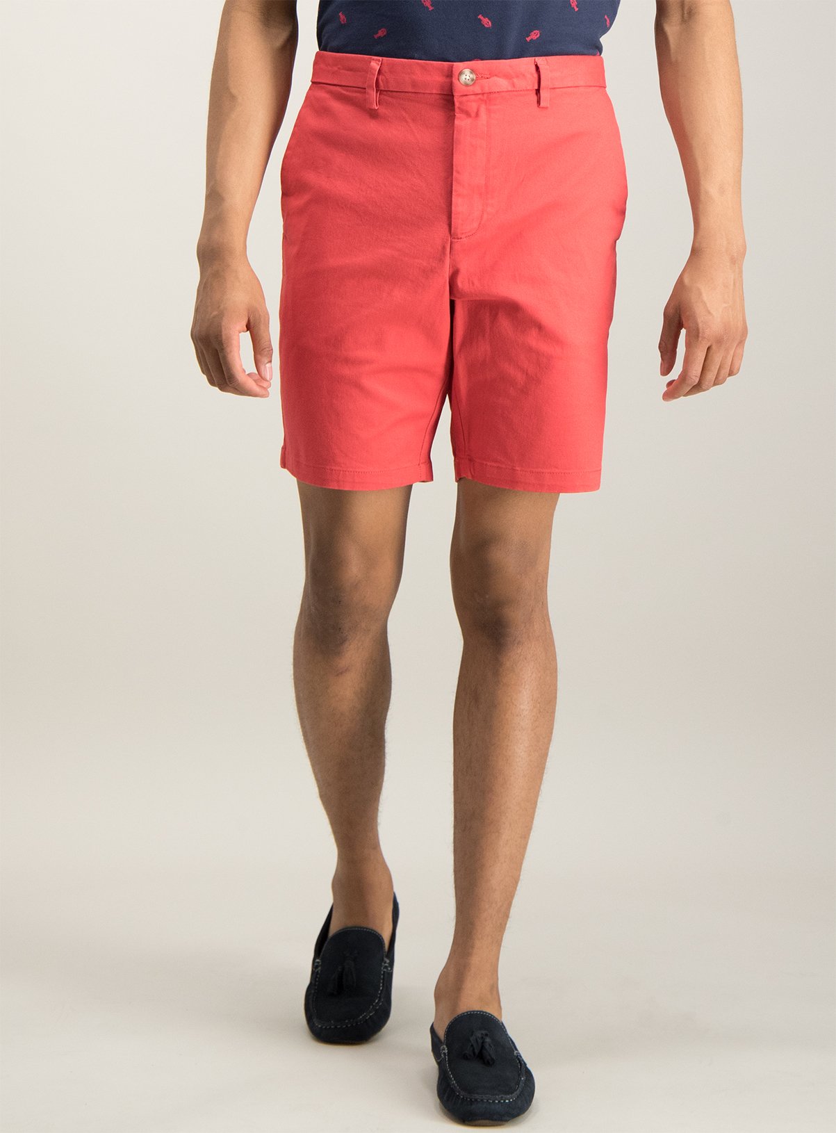 red chino shorts