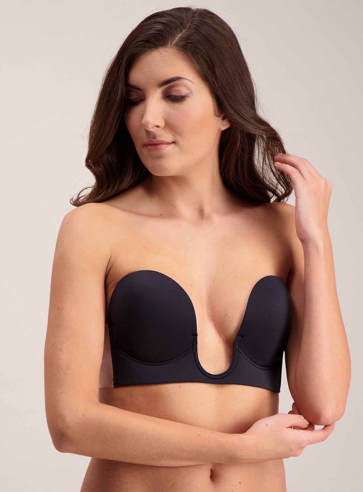 Black Stick On Strapless U Plunge Bra Review