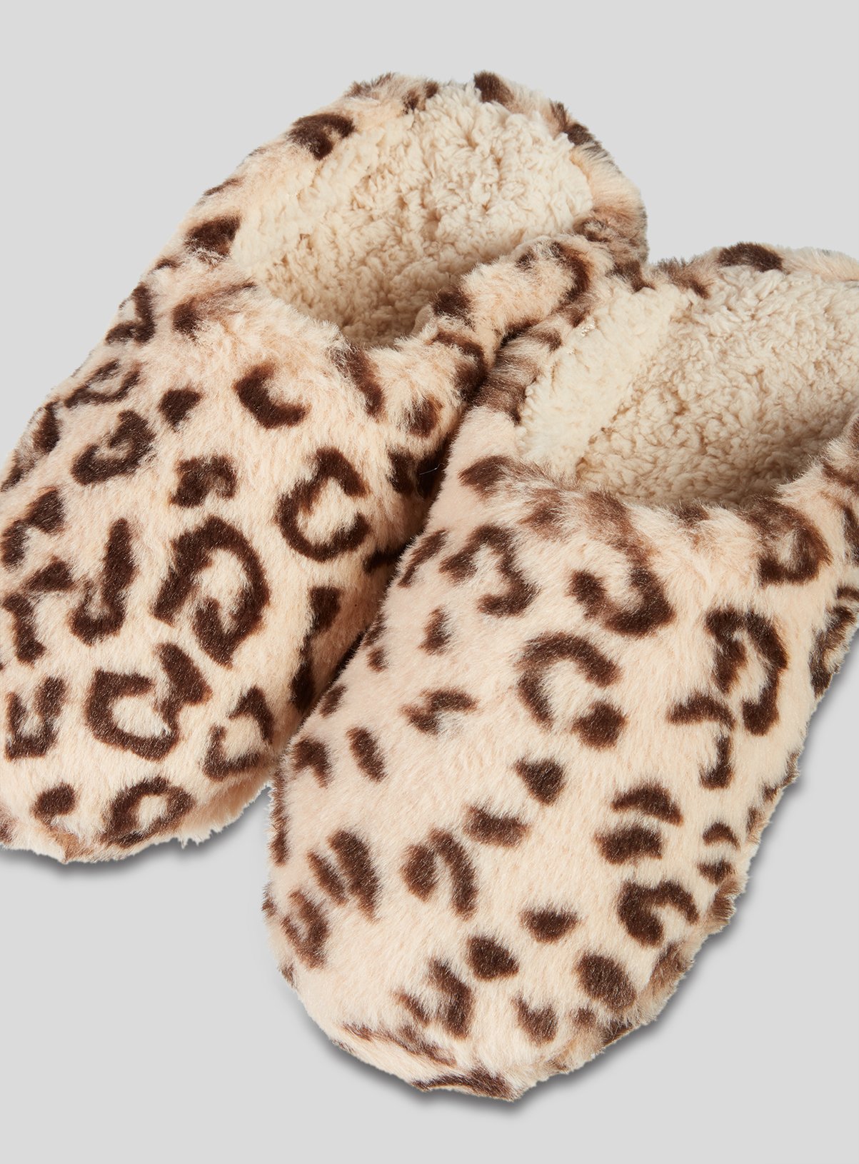 Beige Leopard Faux Fur Mule Slippers Review