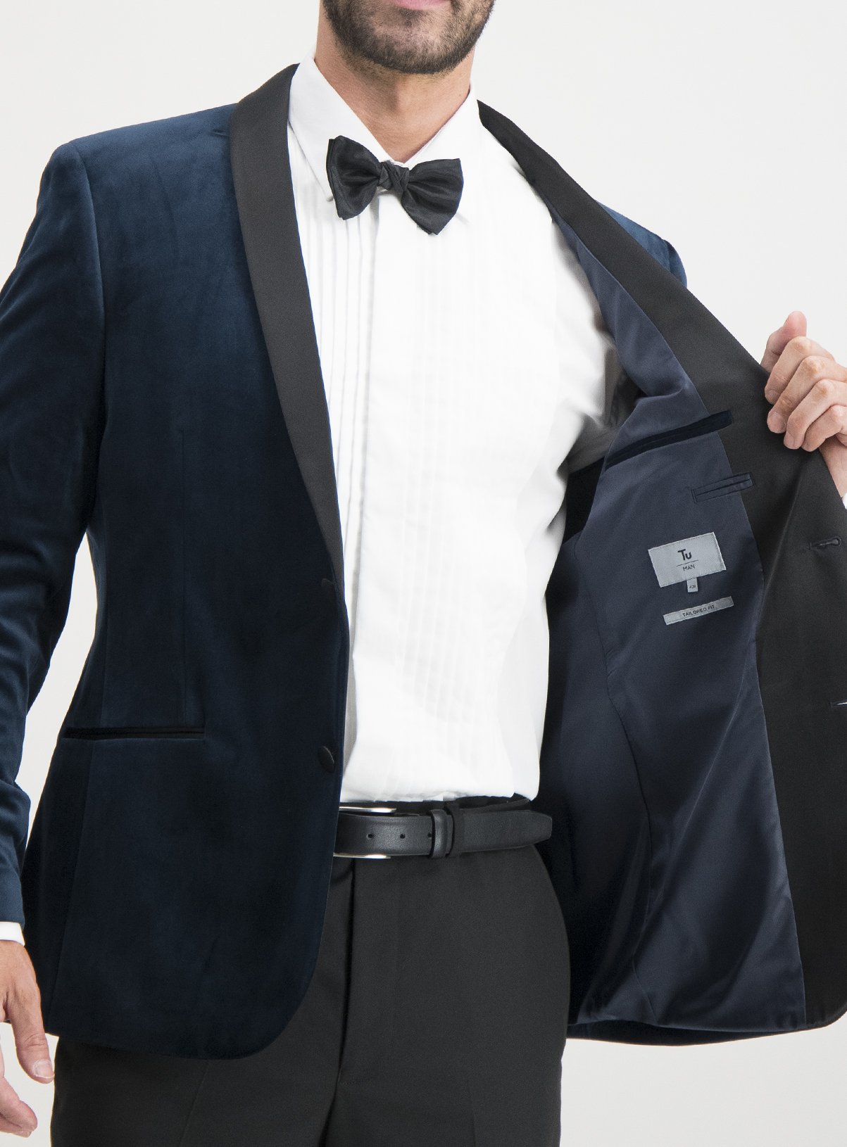 Navy Velvet Tailored Fit Tuxedo Jacket Review