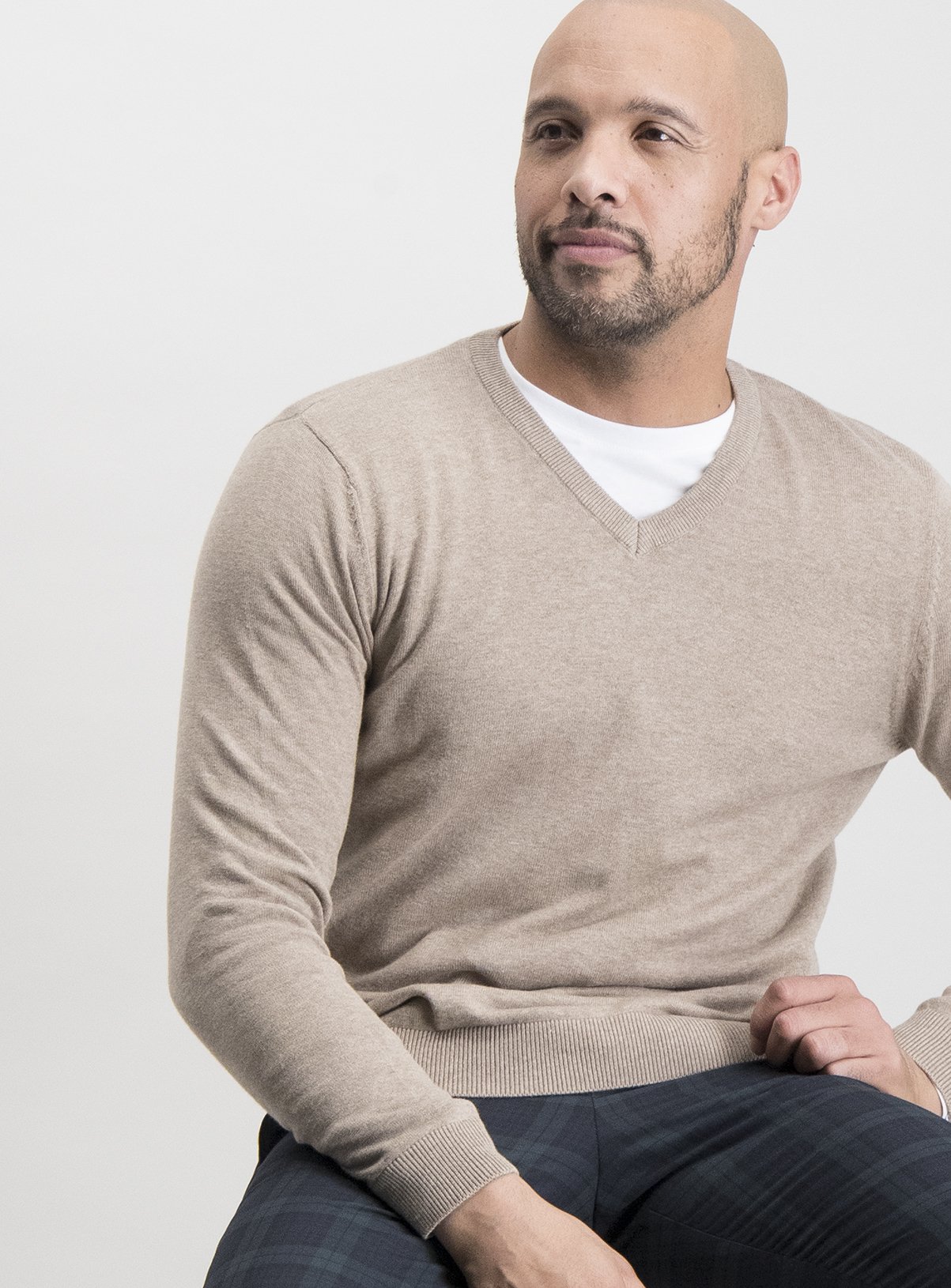 Tan V-Neck Jumper Review