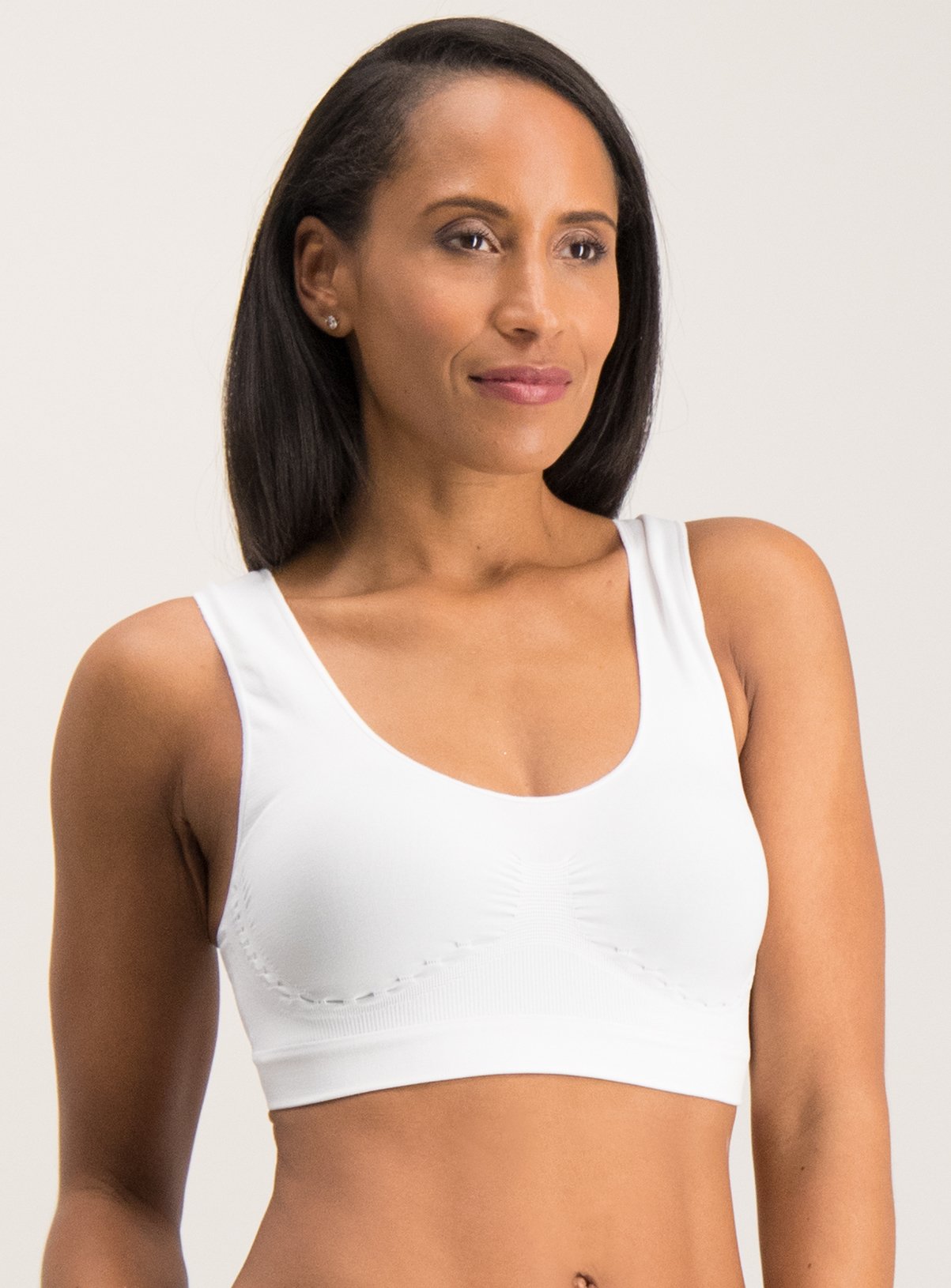 White Lace Back Seamless Stretch Crop Top Review