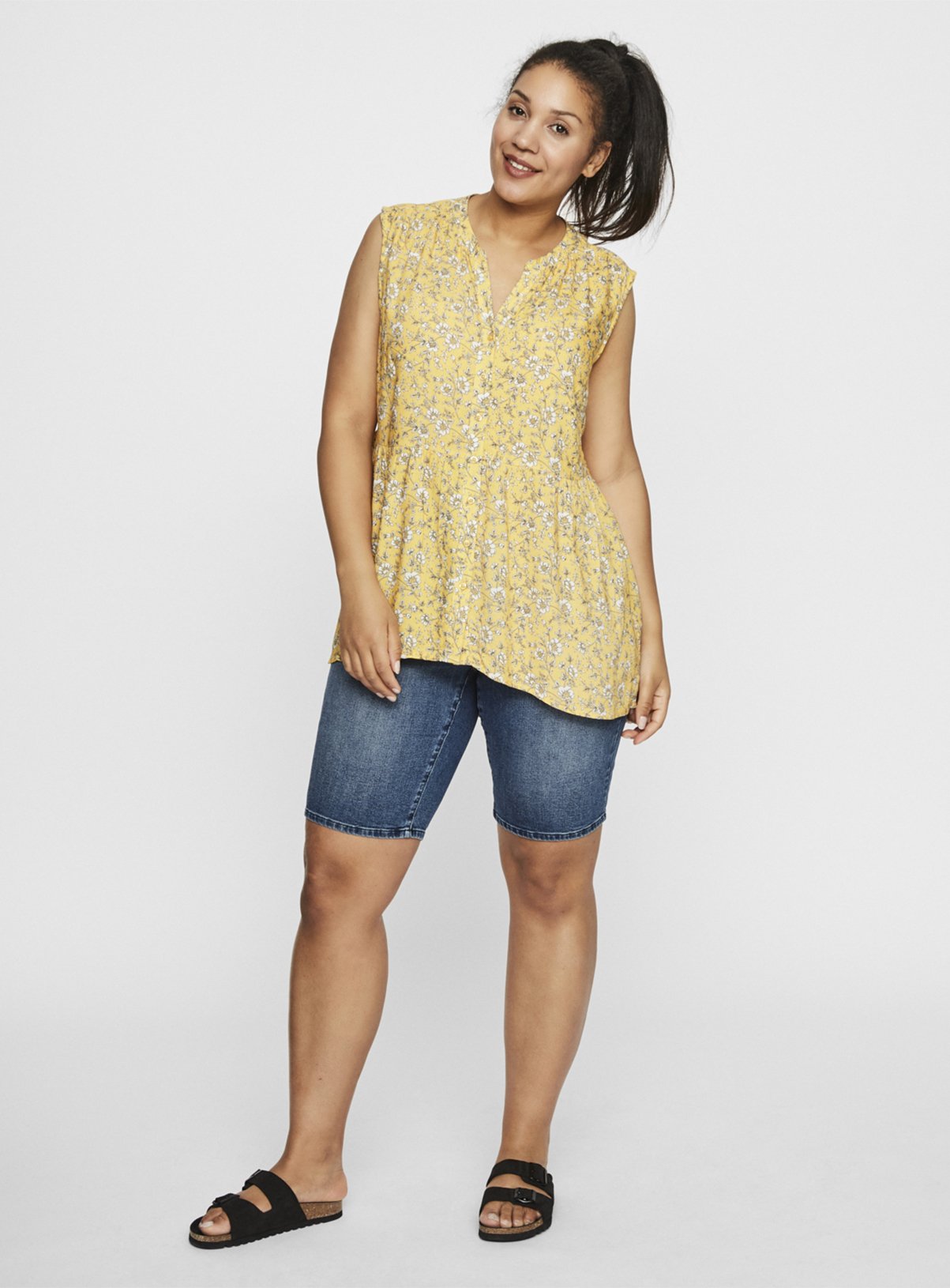 JUNAROSE Yellow Ditsy Print Top Review