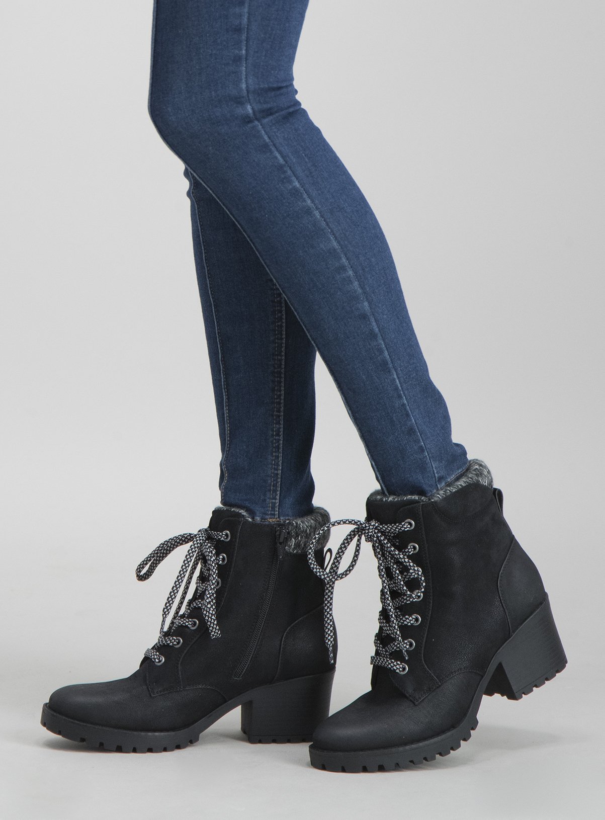 Sole Comfort Black Lace Up Chunky Heel Walker Boots Review