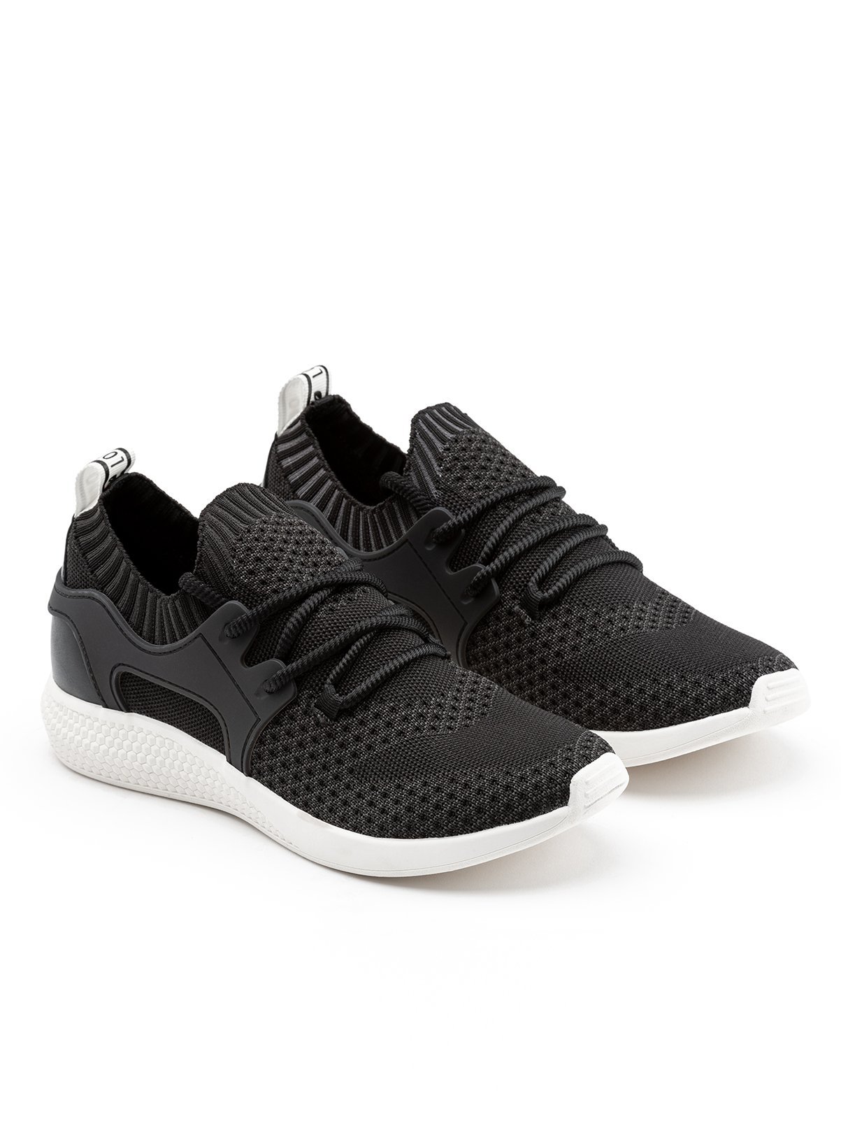 vegan trainers