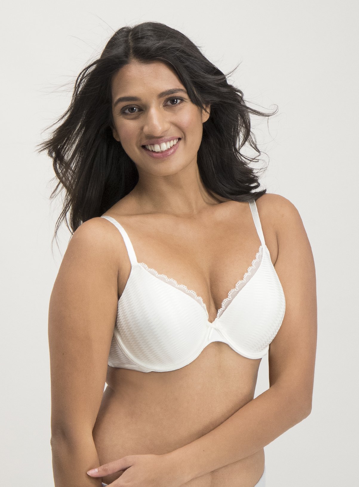 Nude & Ivory Jacquard Zig Zag T-Shirt Bra 2 Pack Review