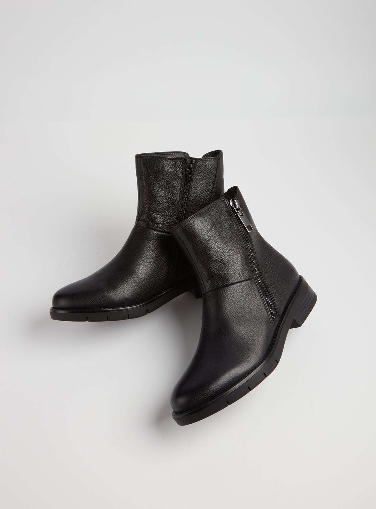 comfortable black leather boots