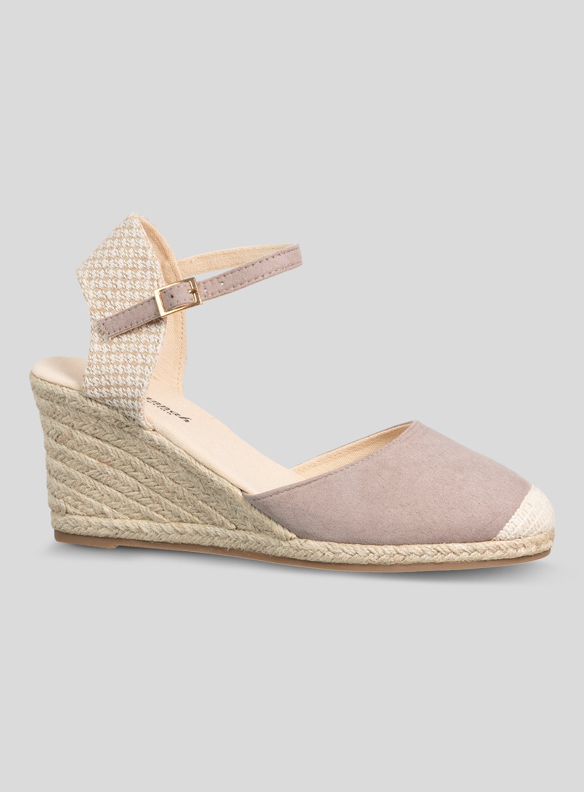 Online Exclusive Taupe Closed Toe Wedge Sandal Review