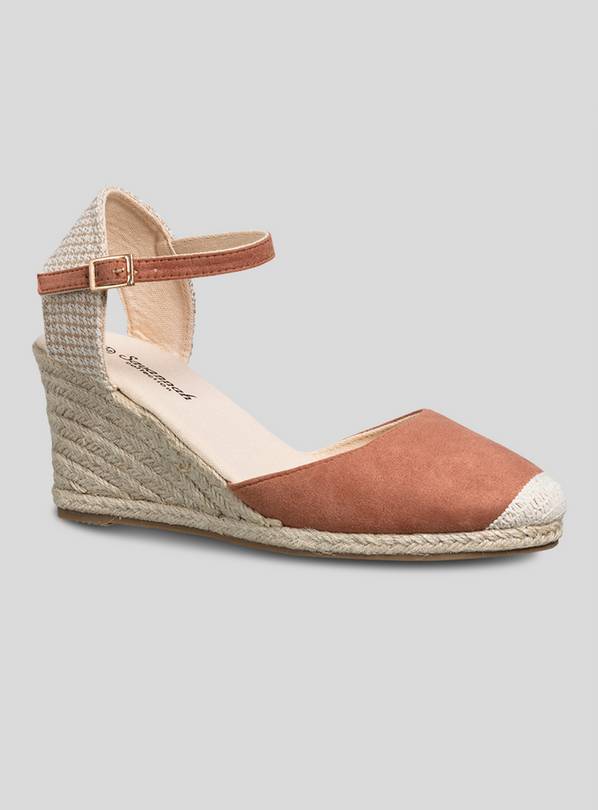 tan closed toe wedge sandals