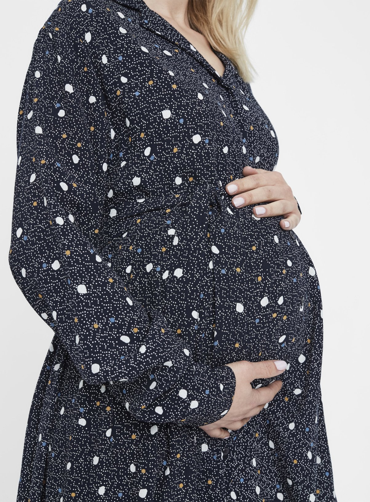 Black Dotted Maternity Dress Review