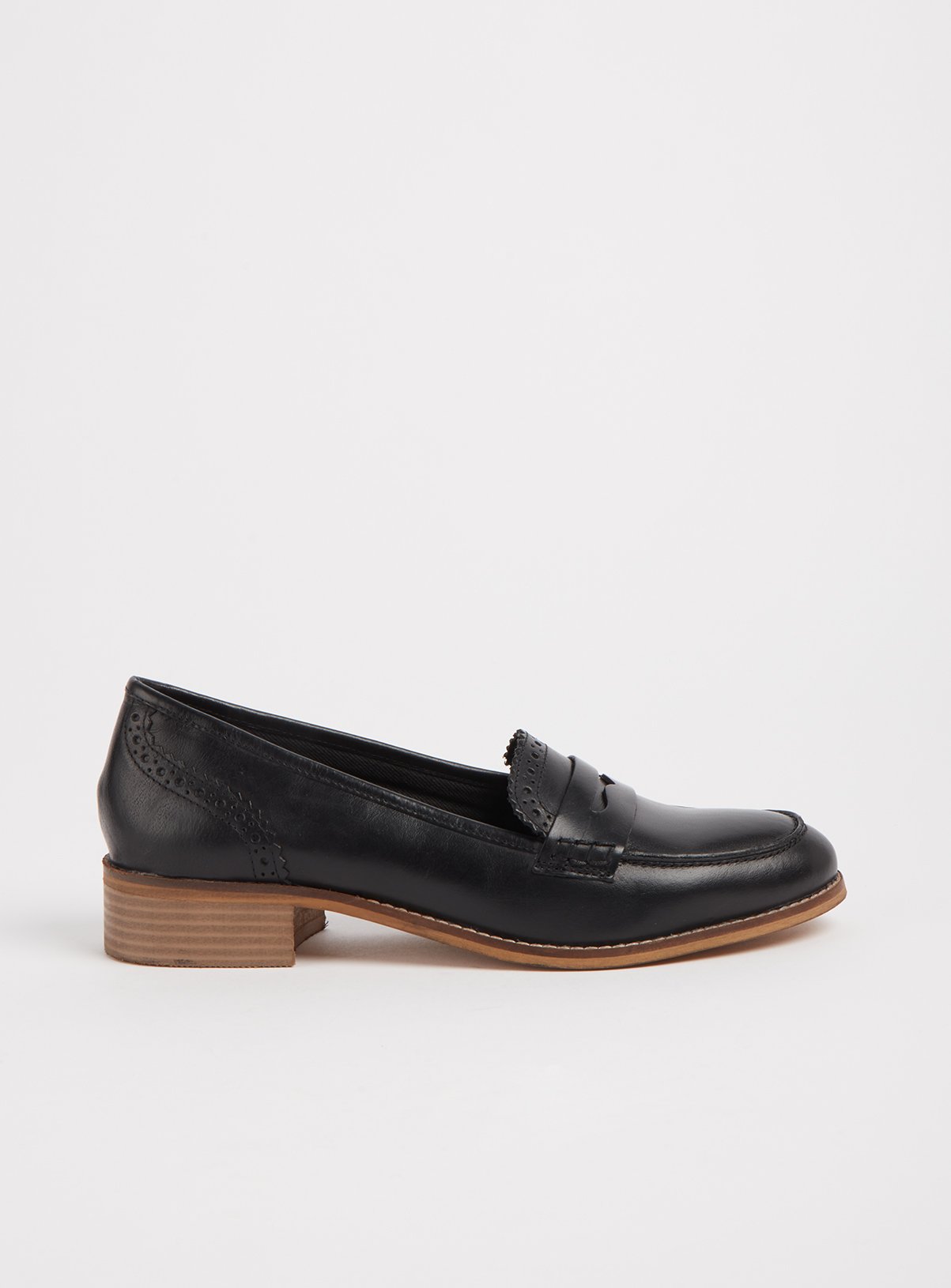 Sole Comfort Black Leather Heeled Loafers Review