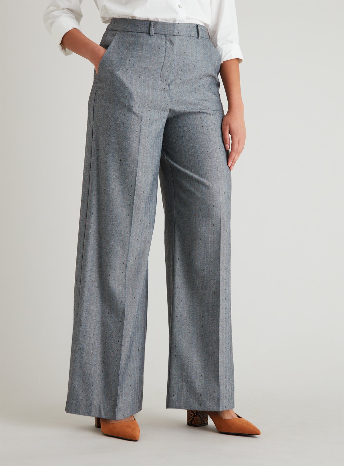 grey wide leg trousers