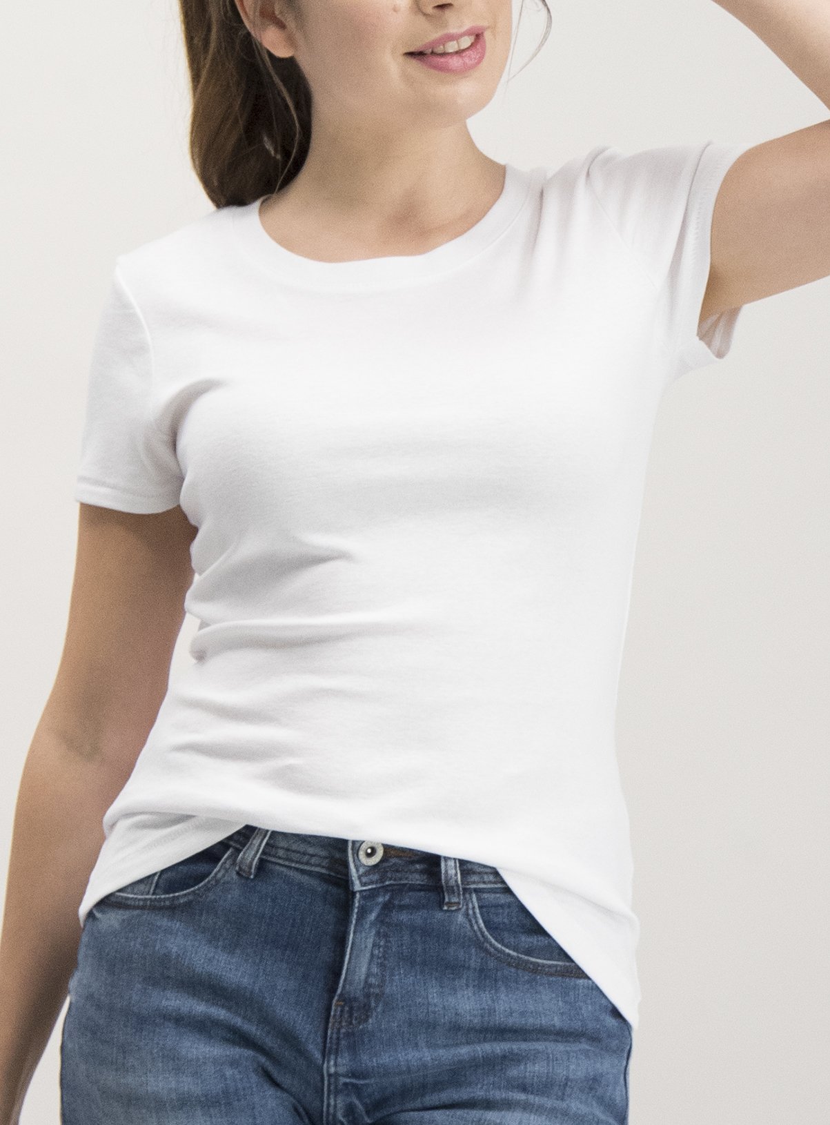 White Plain Crew Neck T-Shirt Review