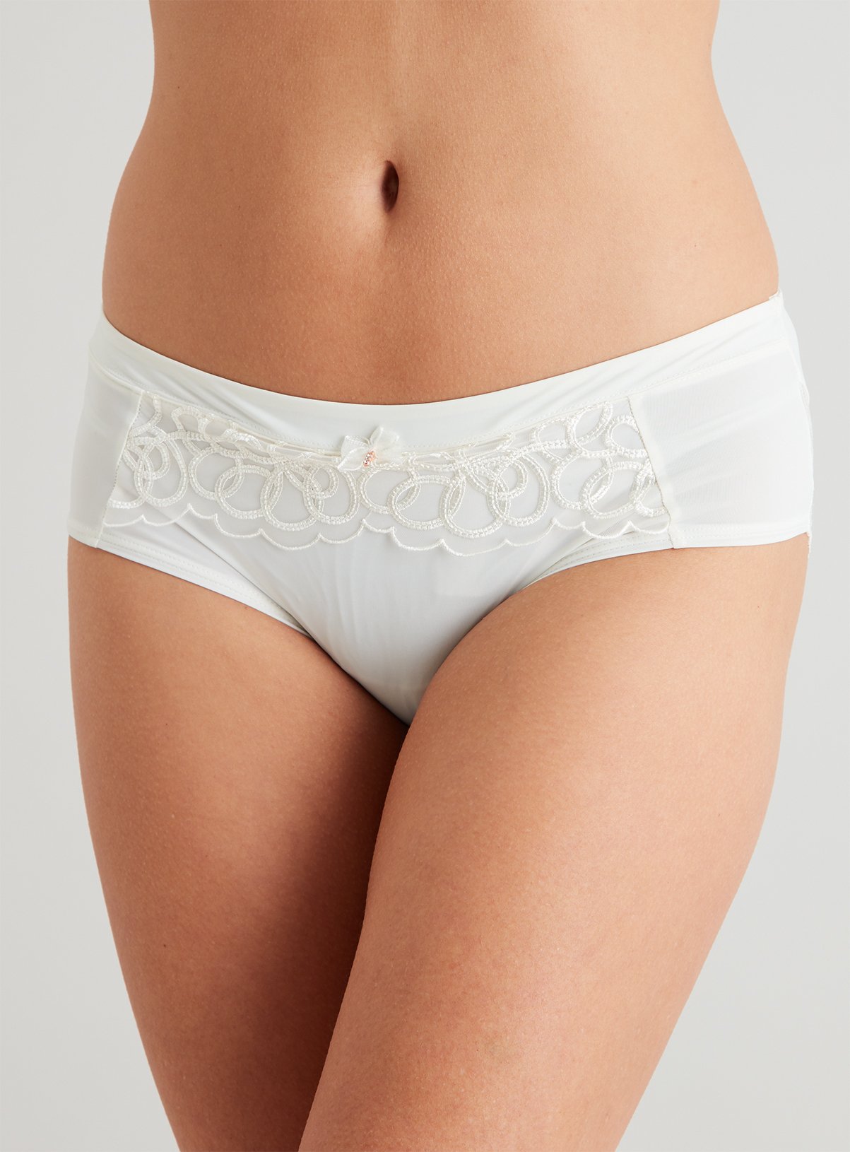 Ivory Embroidered Lace Knicker Shorts Review