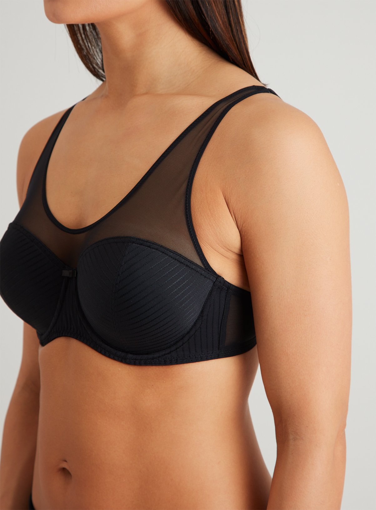 Black Jacquard Underwired Balcony Bra Review