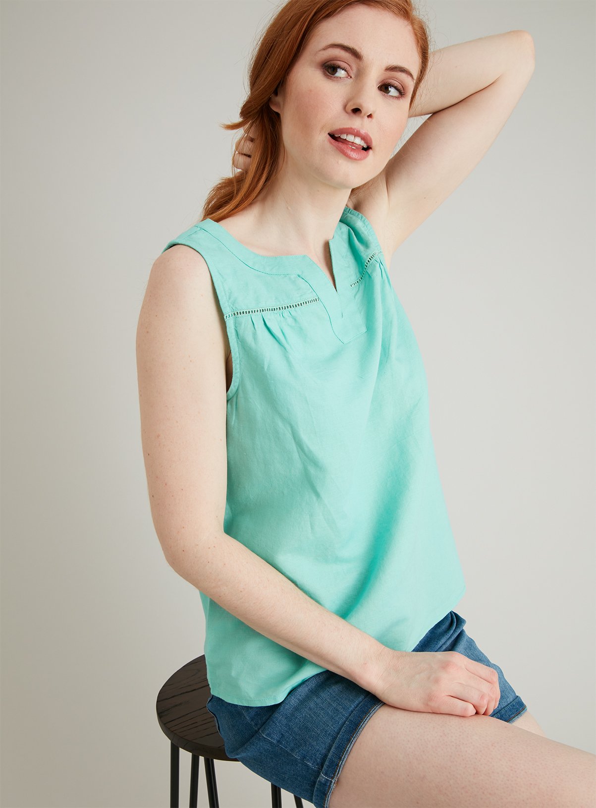 Mint Green Linen-Rich Shell Top Review