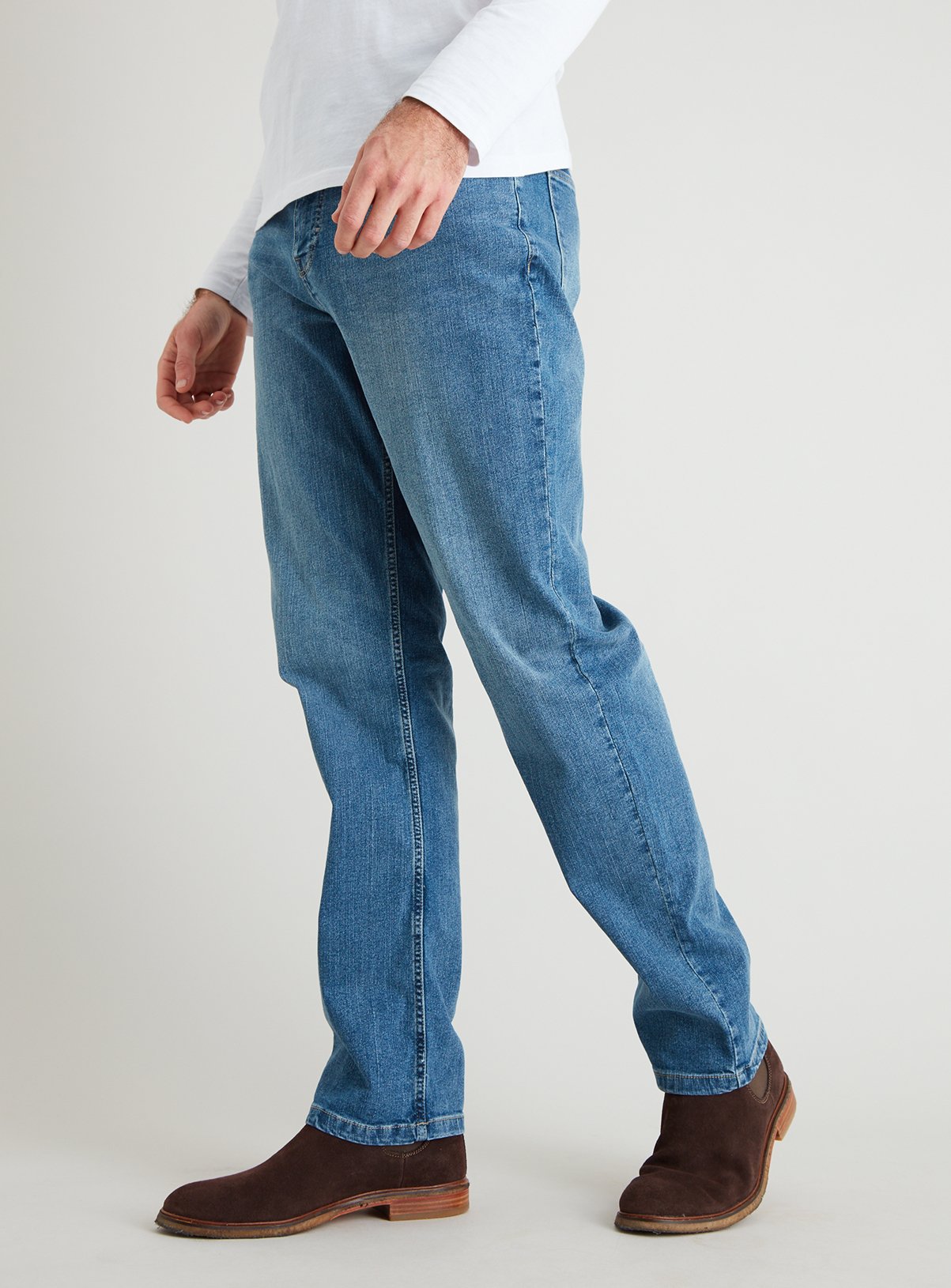 Light Straight Leg Denim Jeans With Stretch Review