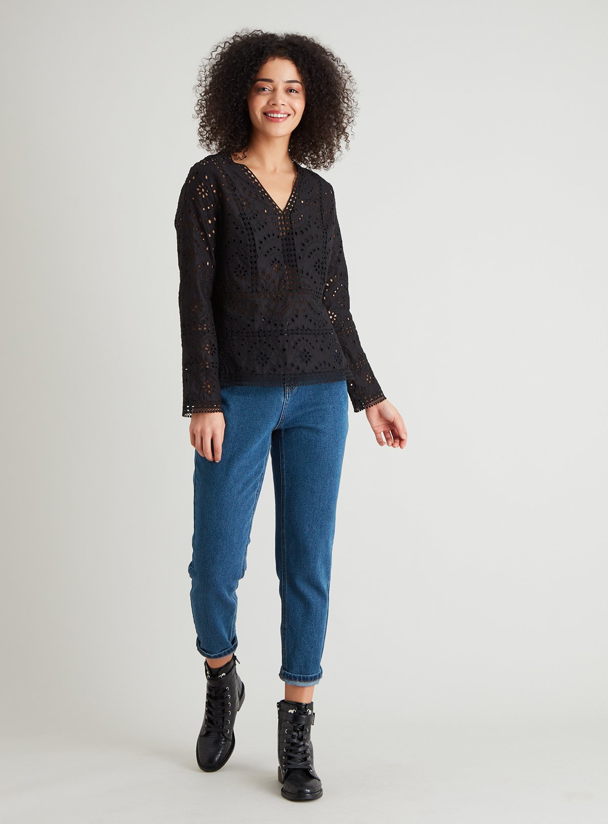 Black Schiffli Lace V-Neck Blouse Review