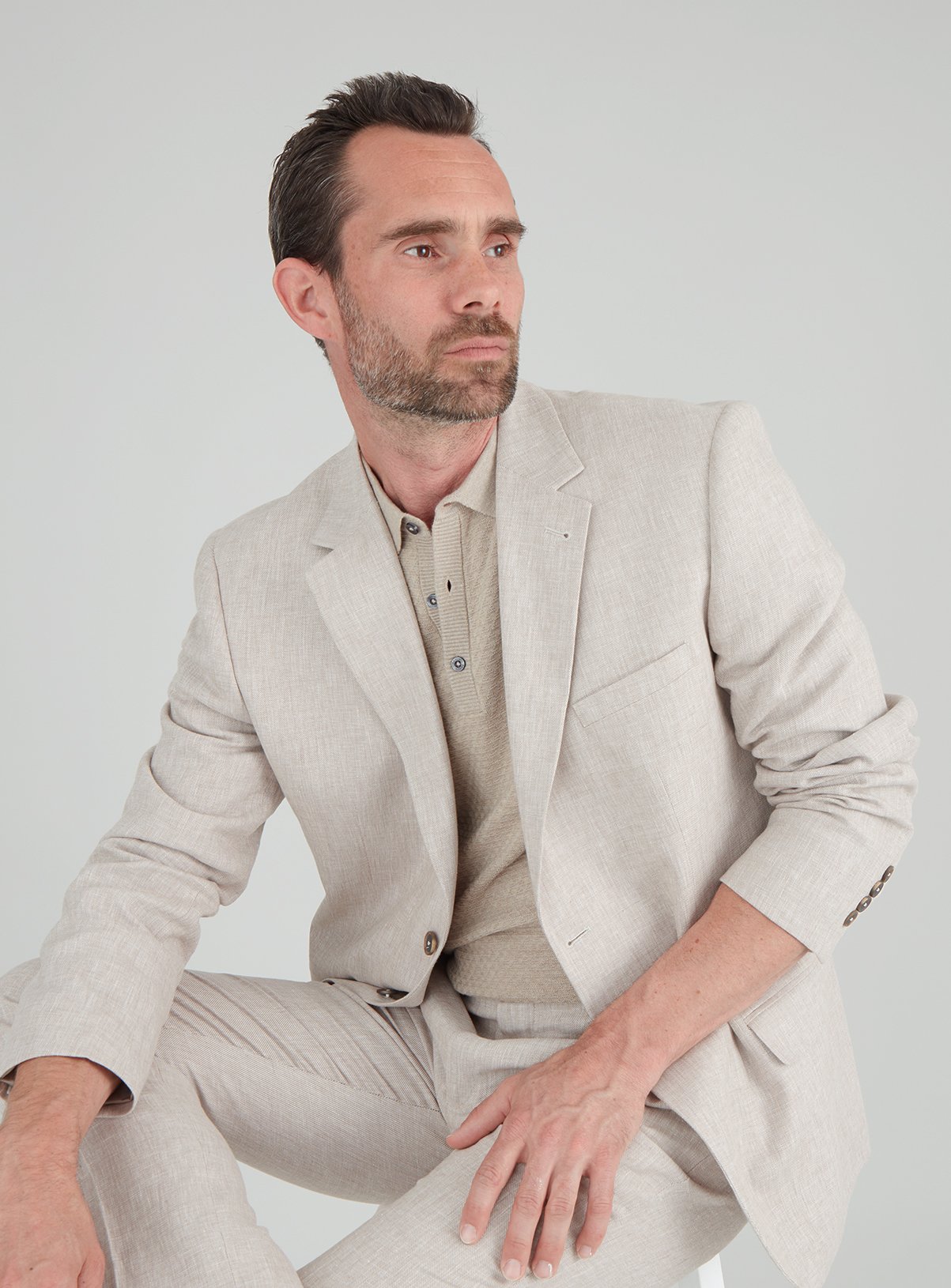 Stone Linen-Rich Tailored Fit Suit Jacket Review