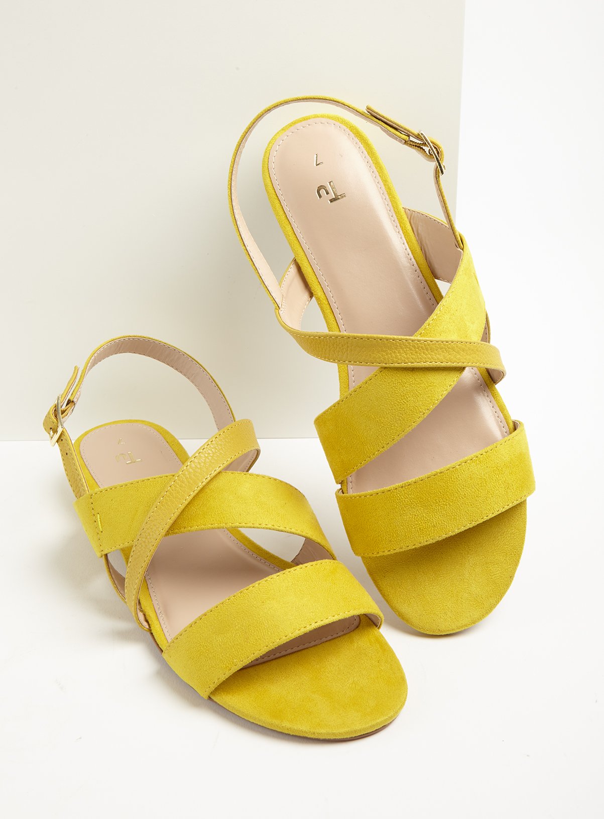 Yellow Cross Strap Sandals Review