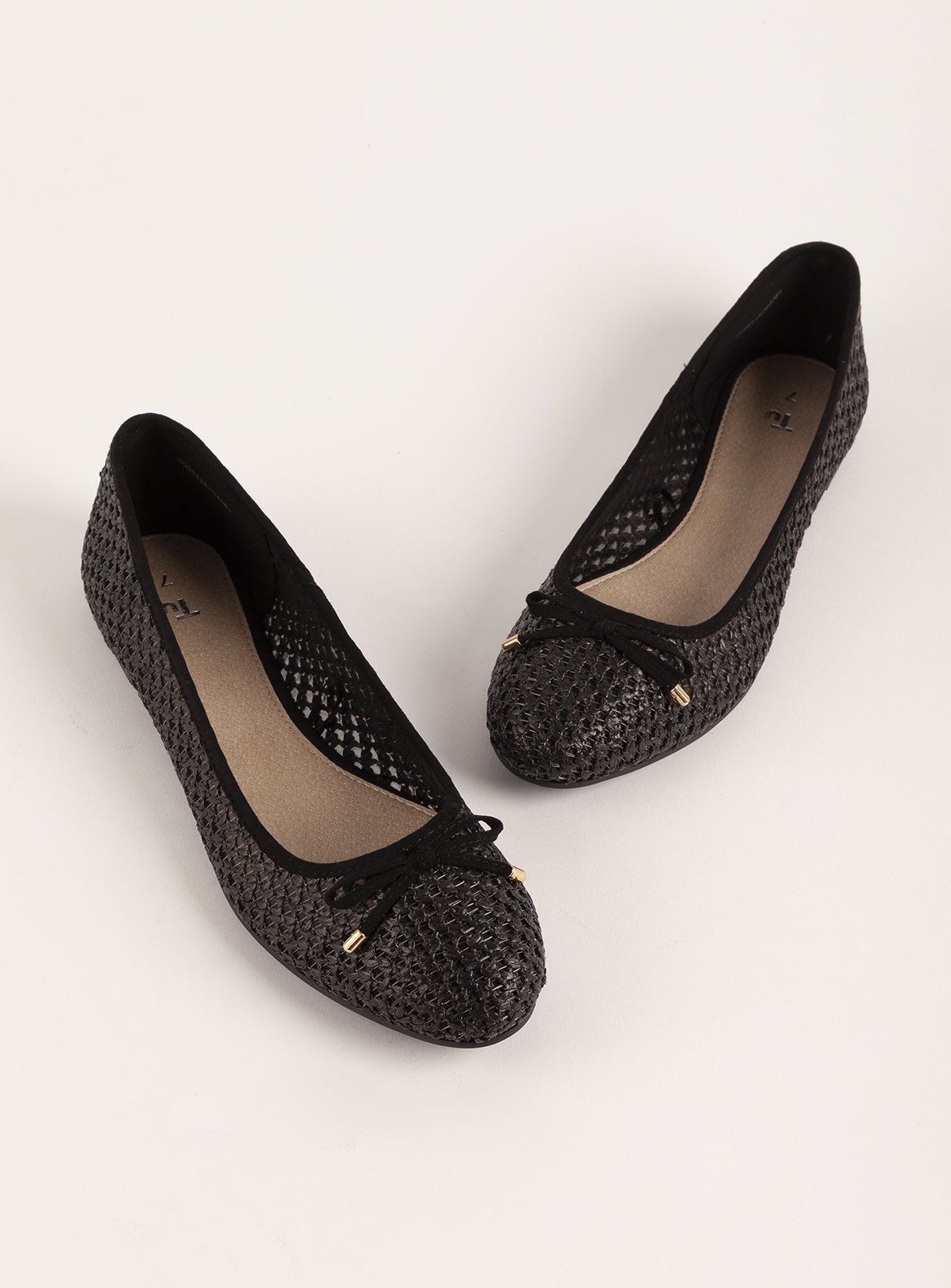 Black Open Weave Ballerina Shoe Review