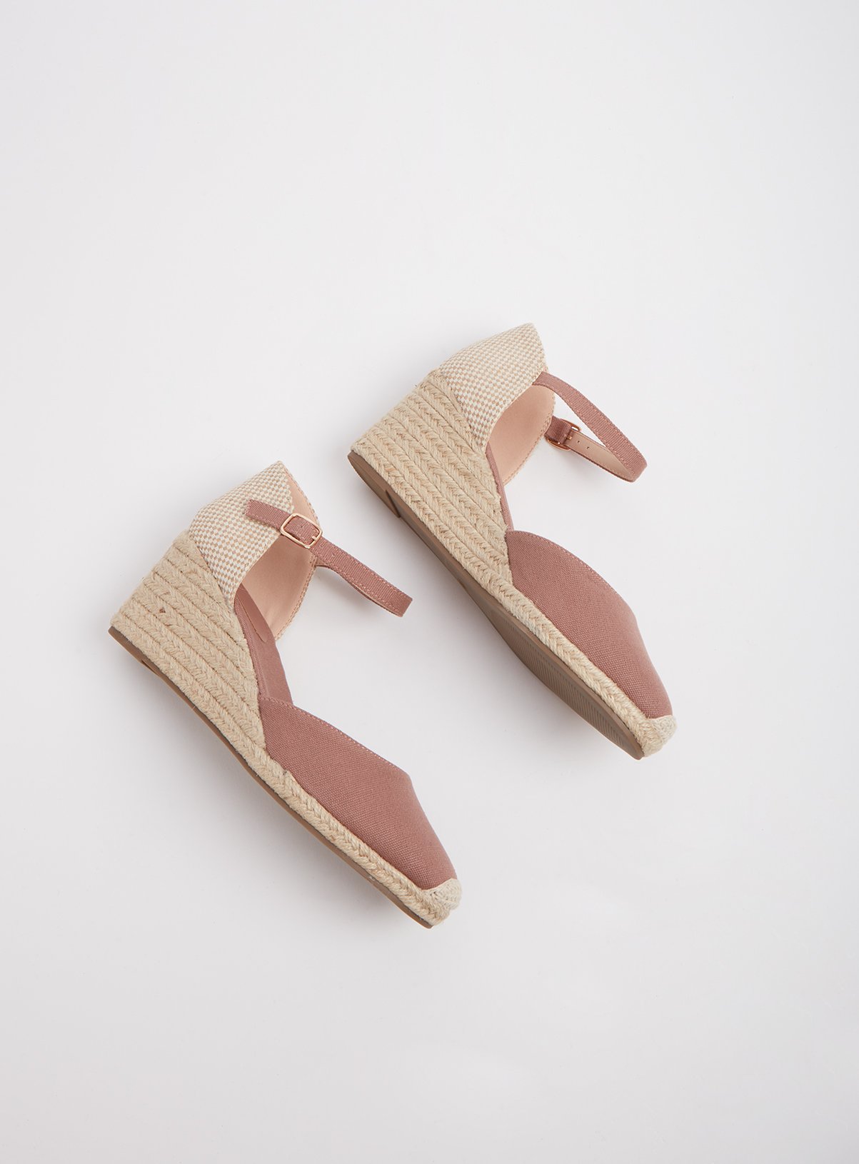 nude closed toe wedges