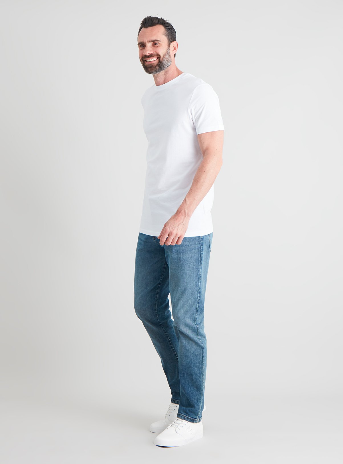 Midwash Denim Tapered Fit Jeans With Stretch Review