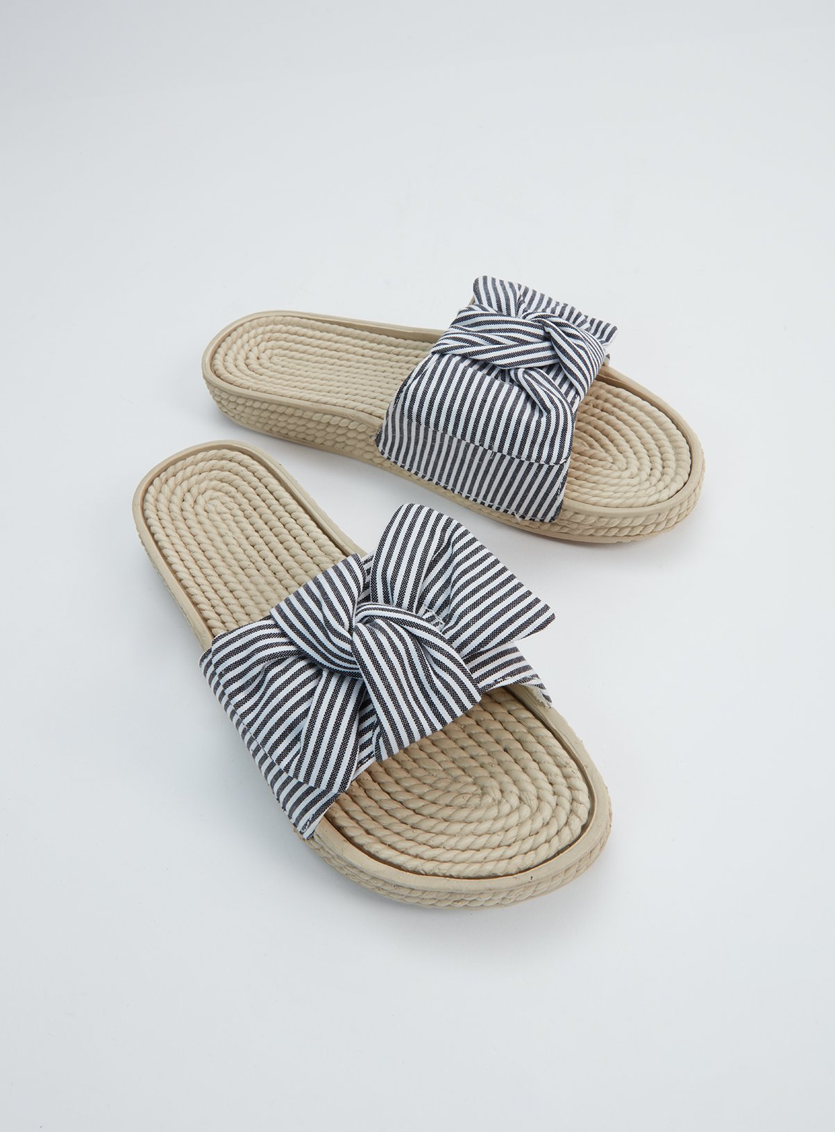 Buy Nautical Bow Beach Mule - 6 | Shoes 