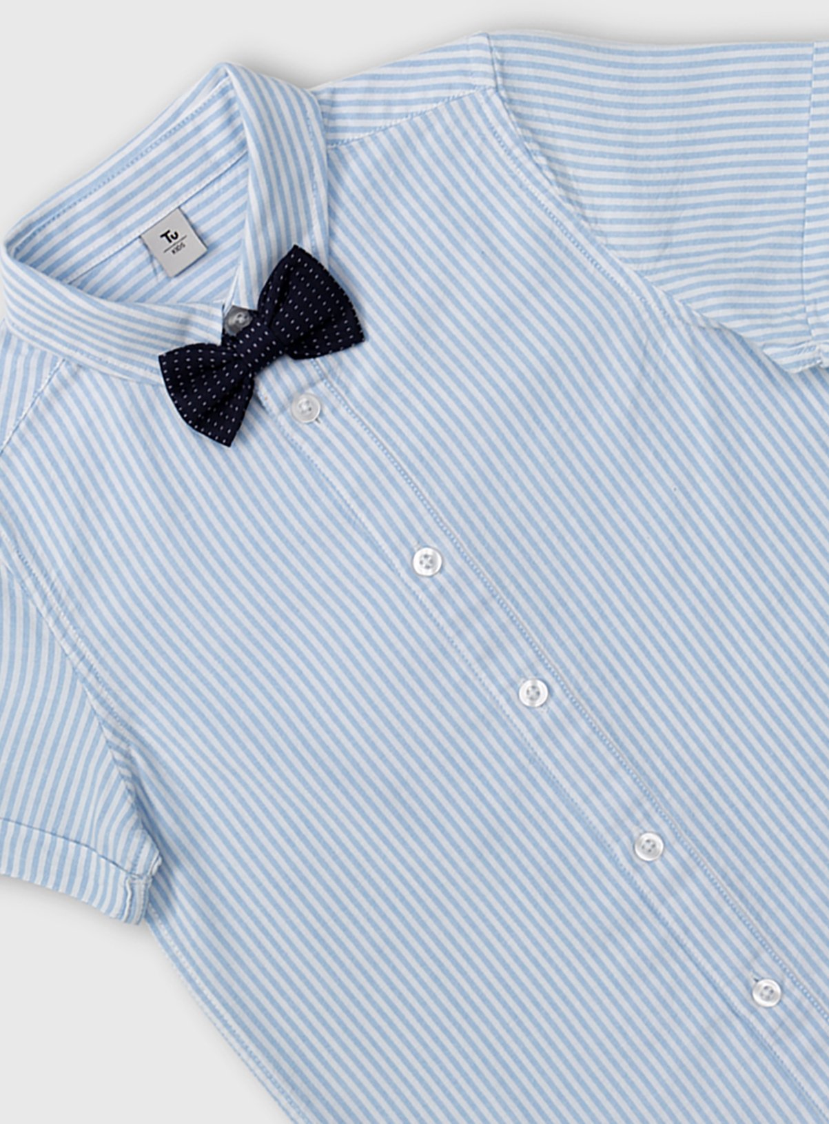 Pale Blue Stripe Shirt & Bow Tie Review