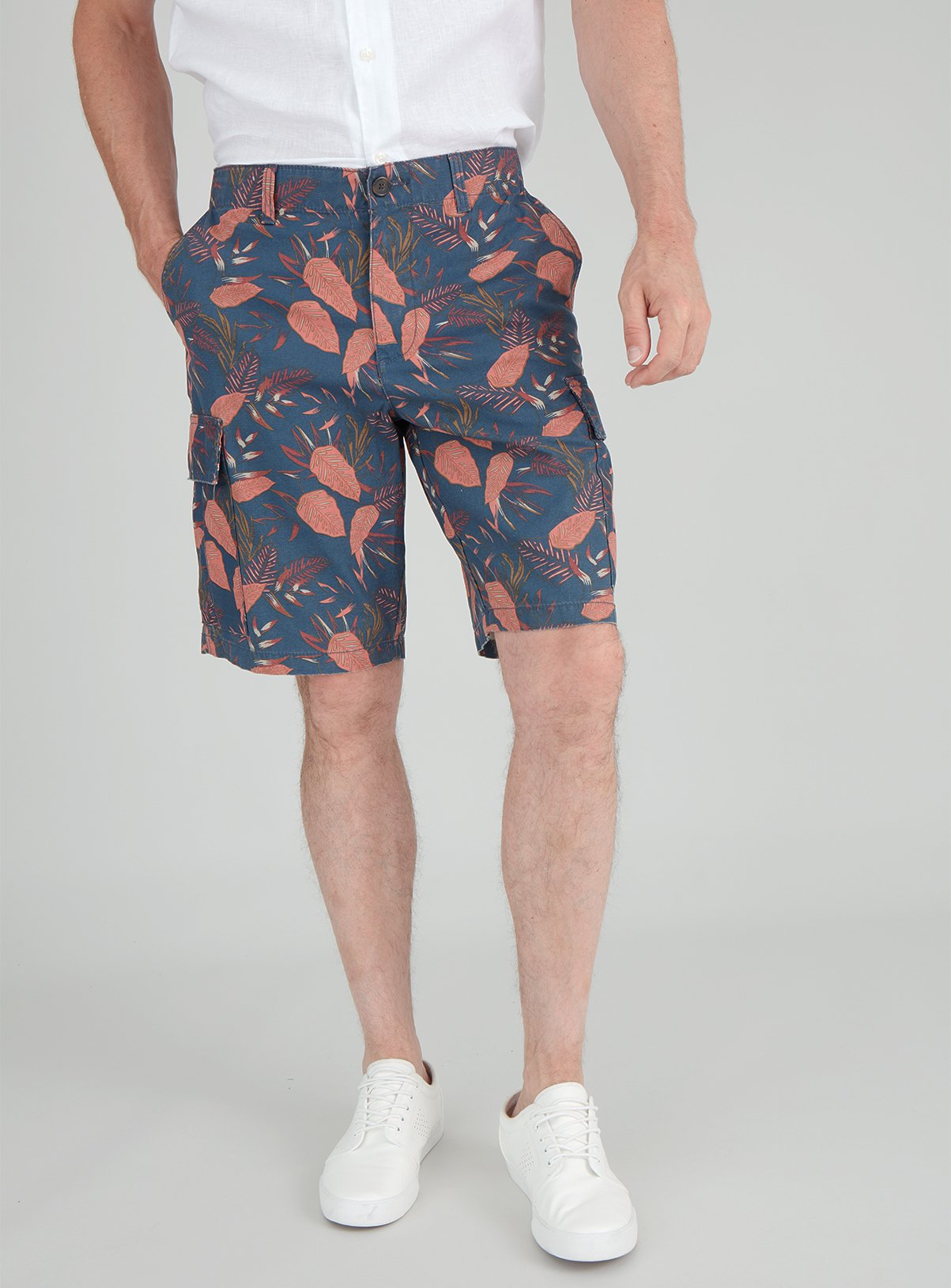 Navy Leaf Print Cargo Shorts Review